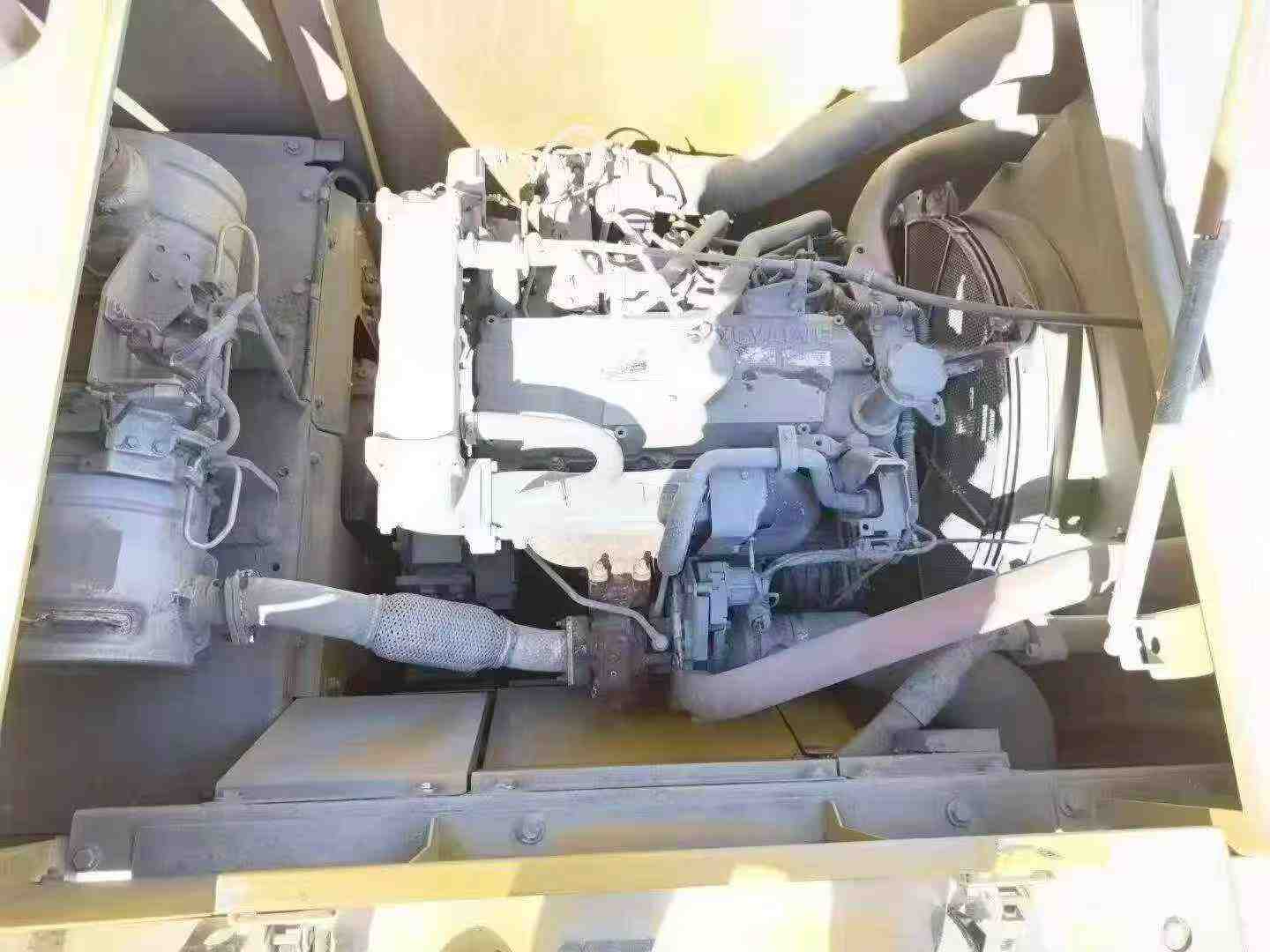 شراء حفارة Sany SY235C مستعملة / 4