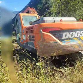 Buy Doosan DH220-3 Used Excavator / 2 Buy Doosan DH220-3 Used Excavator / 2