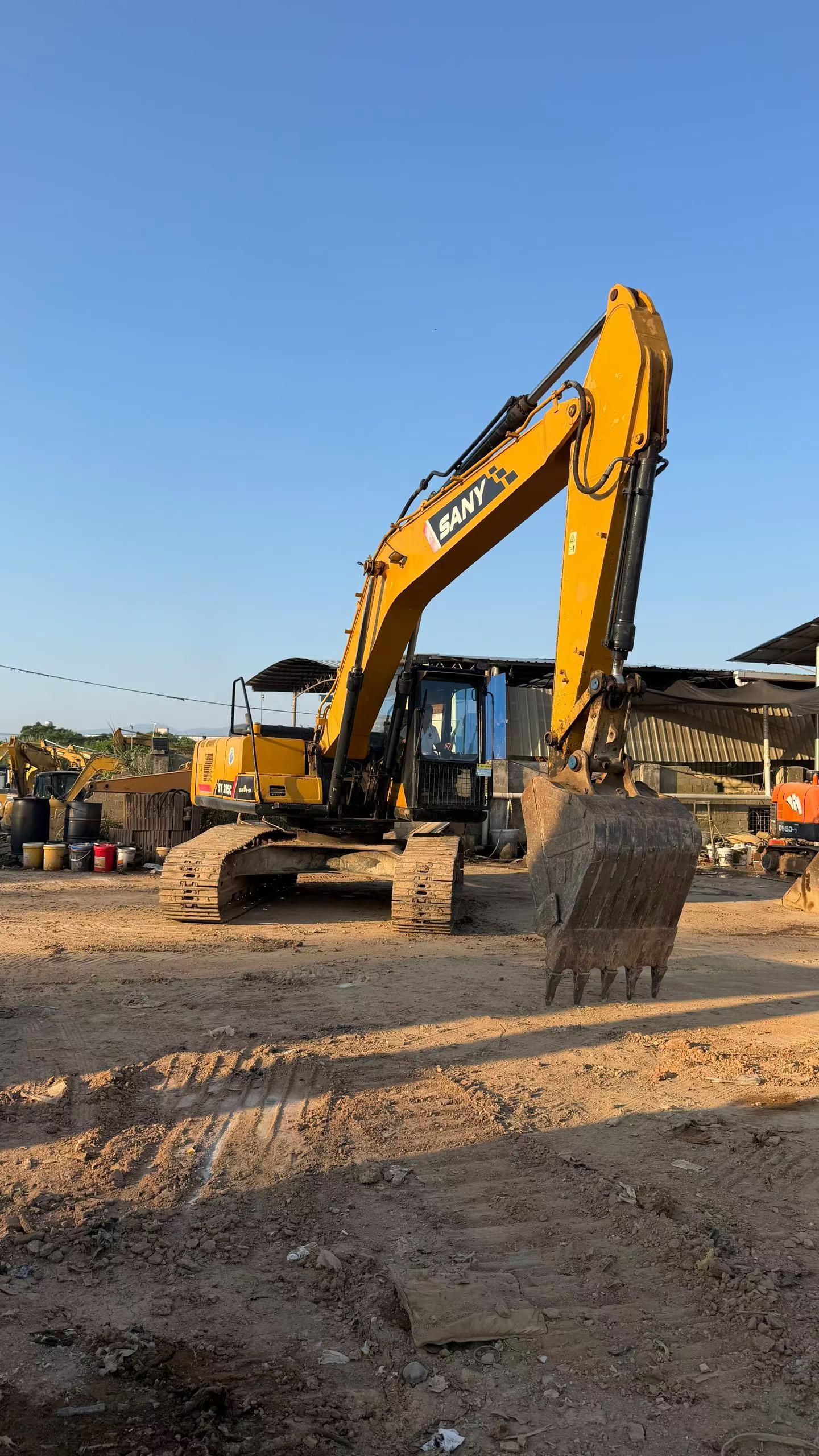 Buy Sany SY215C Used Excavator / 2 Buy Sany SY215C Used Excavator / 2