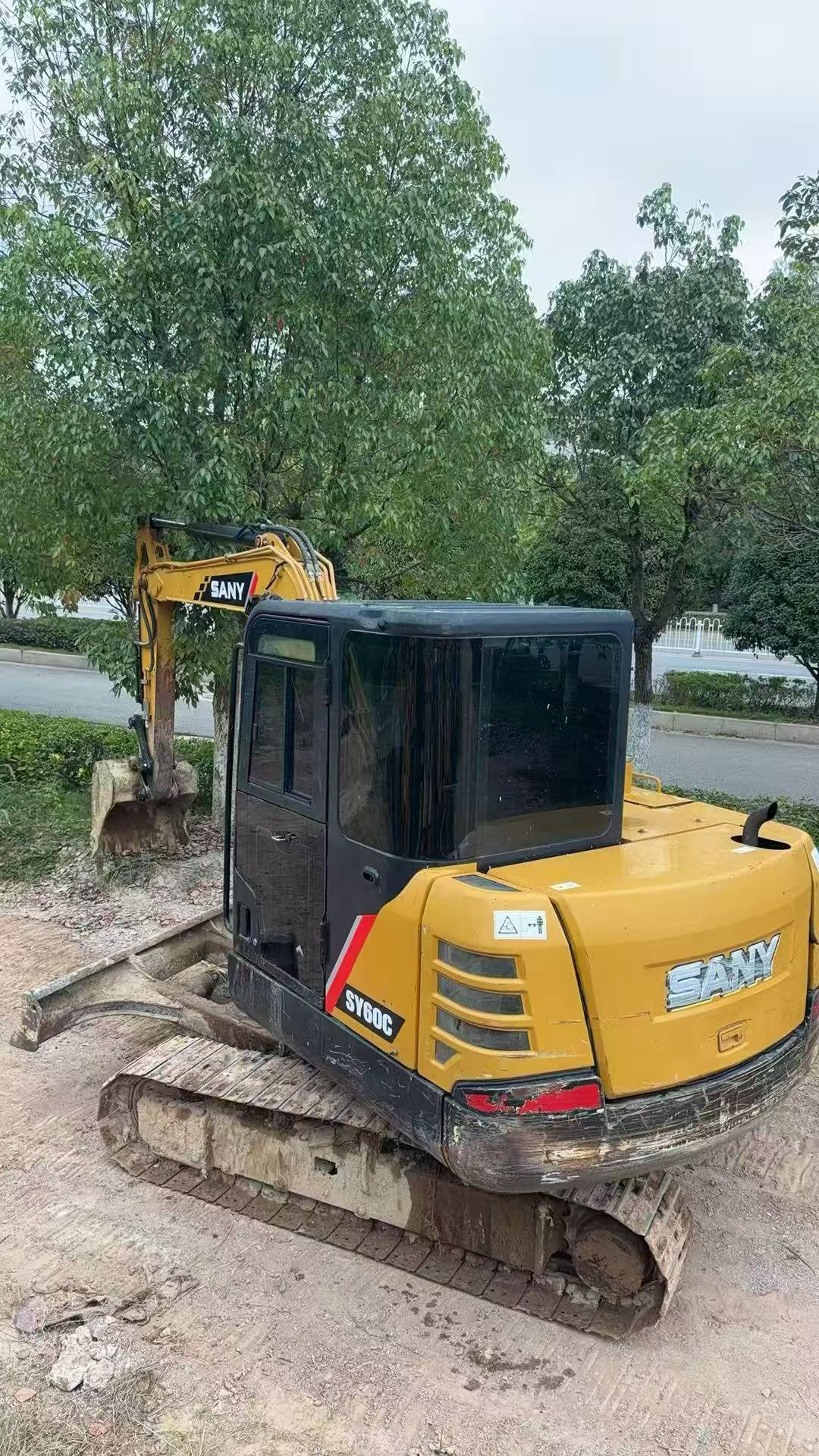 Buy Sany SY55 Used Excavator / 2 Buy Sany SY55 Used Excavator / 2