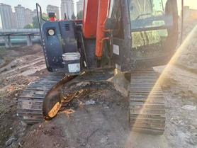 شراء حفارة Hitachi EX70 مستعملة / 4 شراء حفارة Hitachi EX70 مستعملة / 4