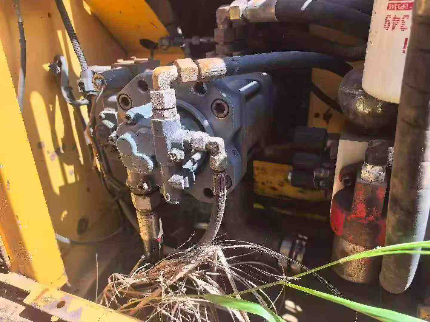 Buy XCMG XE150 Used Excavator / 6
