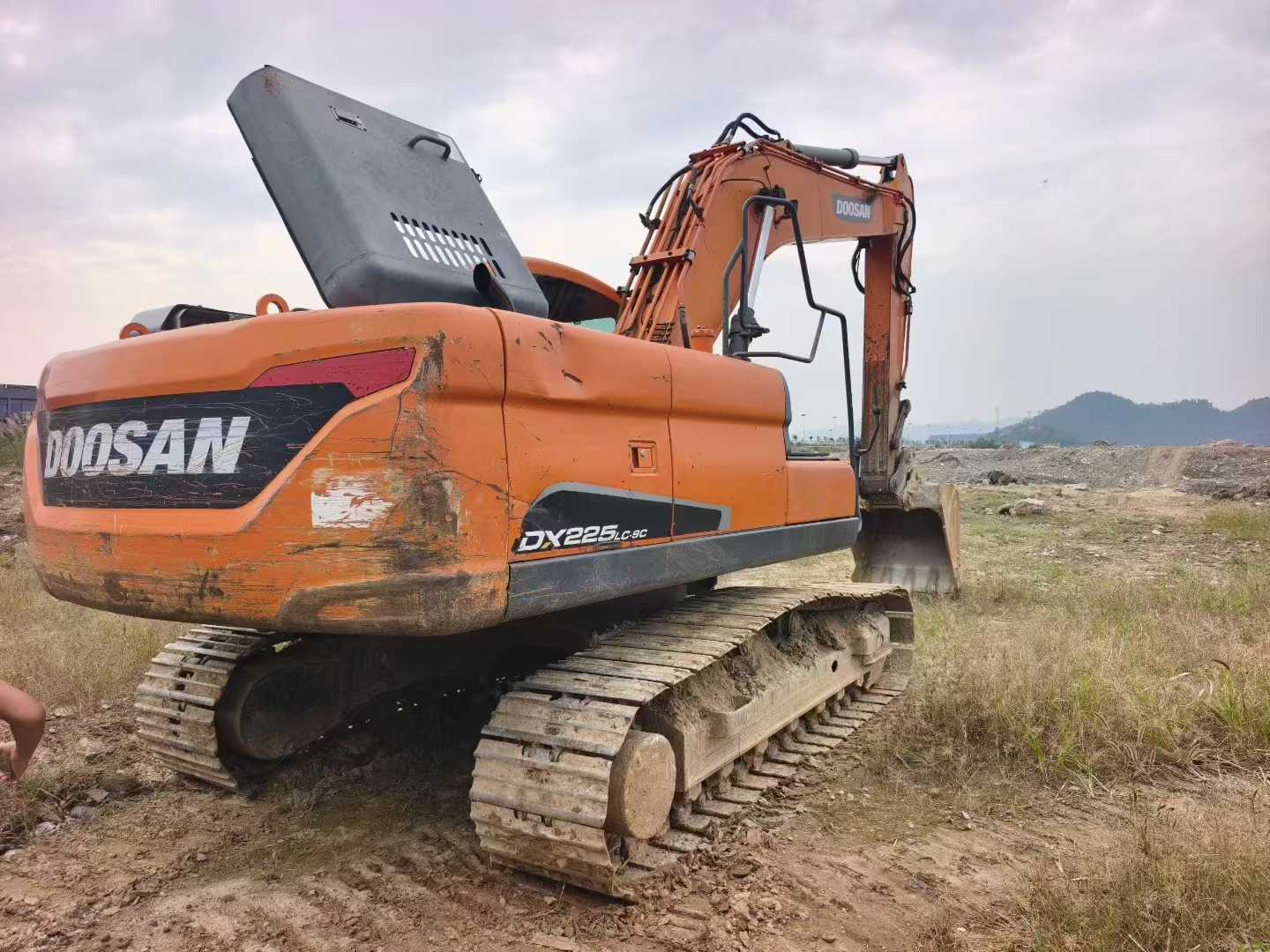 Купить Подержанный Экскаватор Doosan DH215-7 / 3