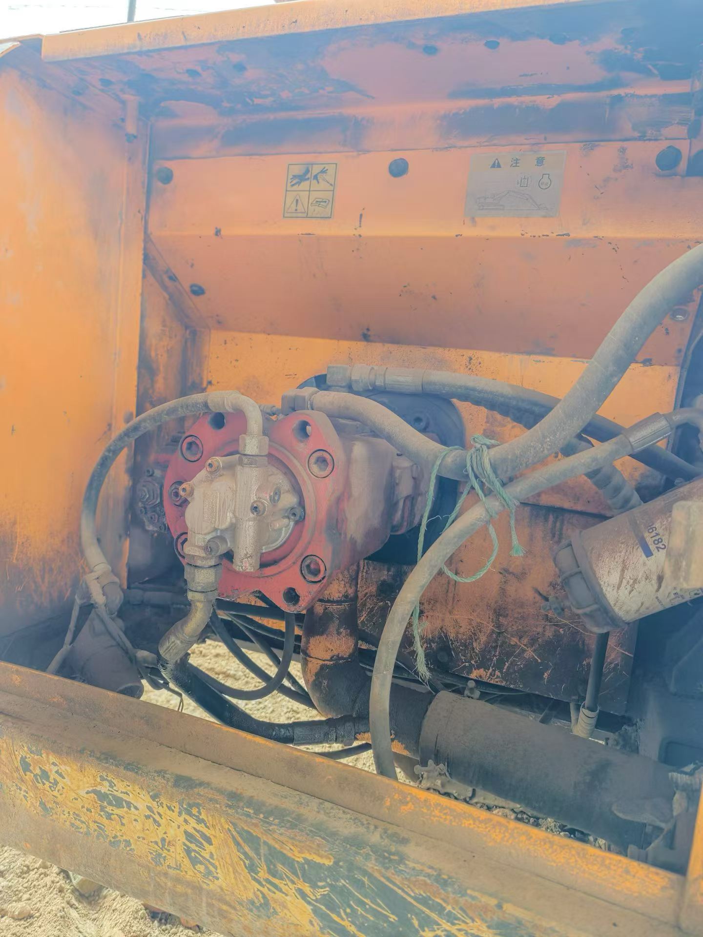 Buy Hyundai R215-7 Used Excavator / 4 Buy Hyundai R215-7 Used Excavator / 4