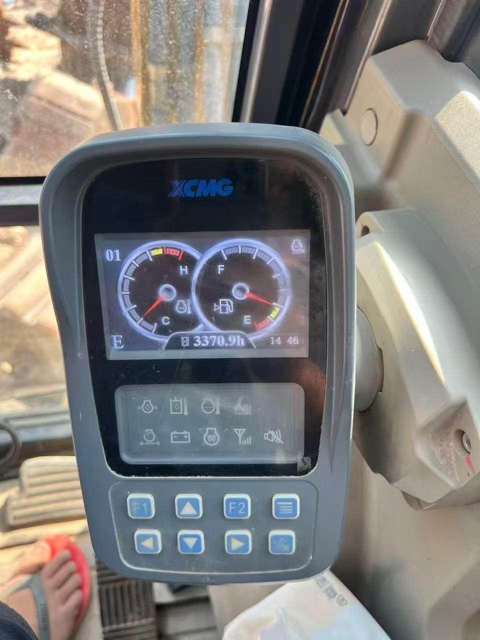 Buy XCMG XE60 Used Excavator / 4 Buy XCMG XE60 Used Excavator / 4