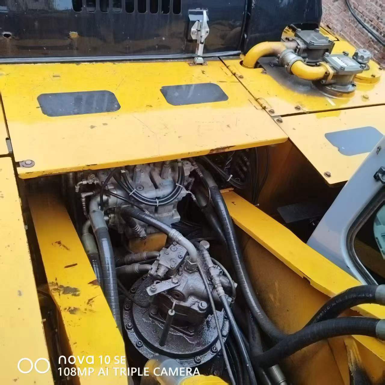 Buy Kato HD1430 Used Excavator / 1