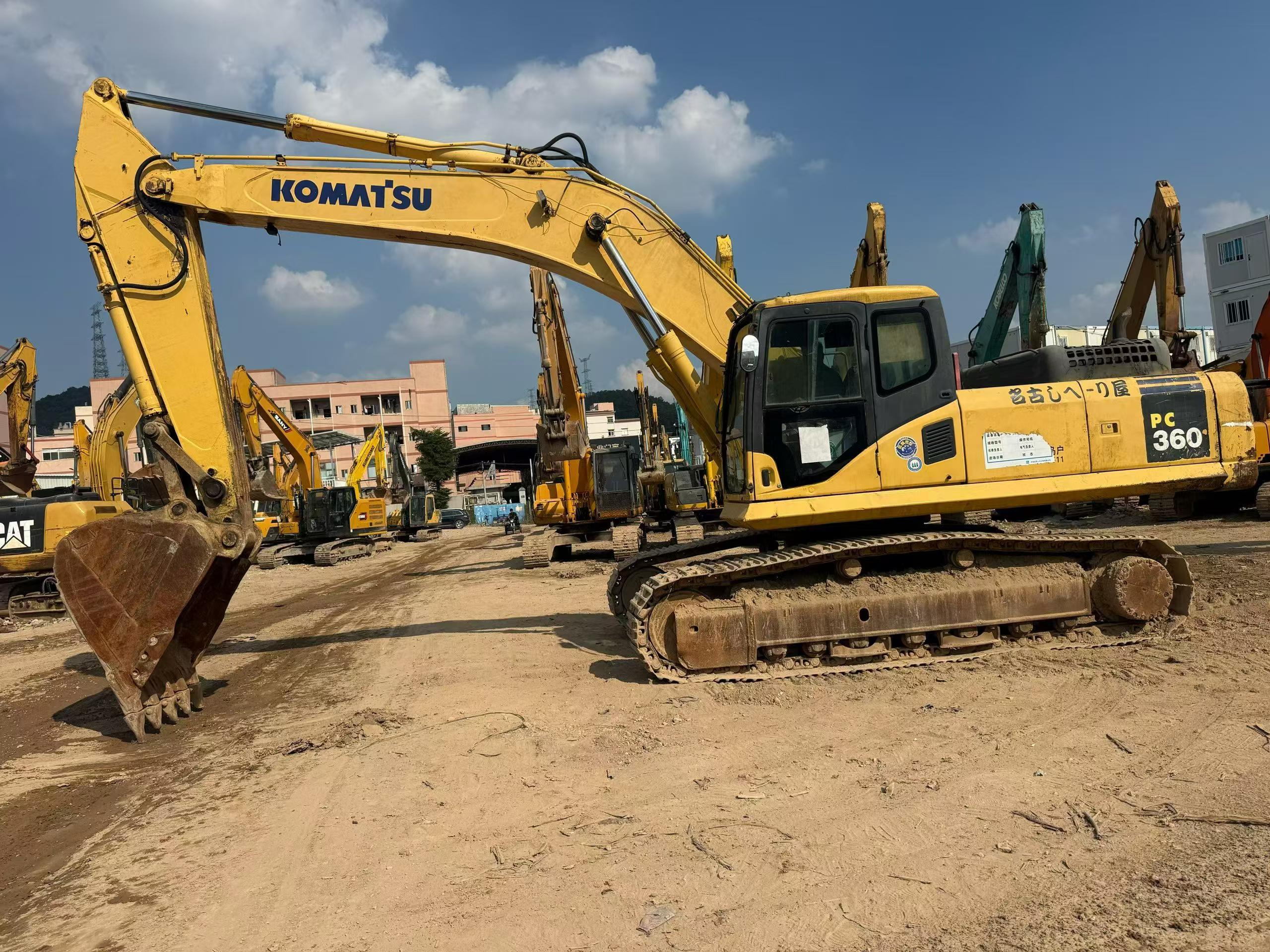 Buy Komatsu PC360-7 Used Excavator / 2 Buy Komatsu PC360-7 Used Excavator / 2
