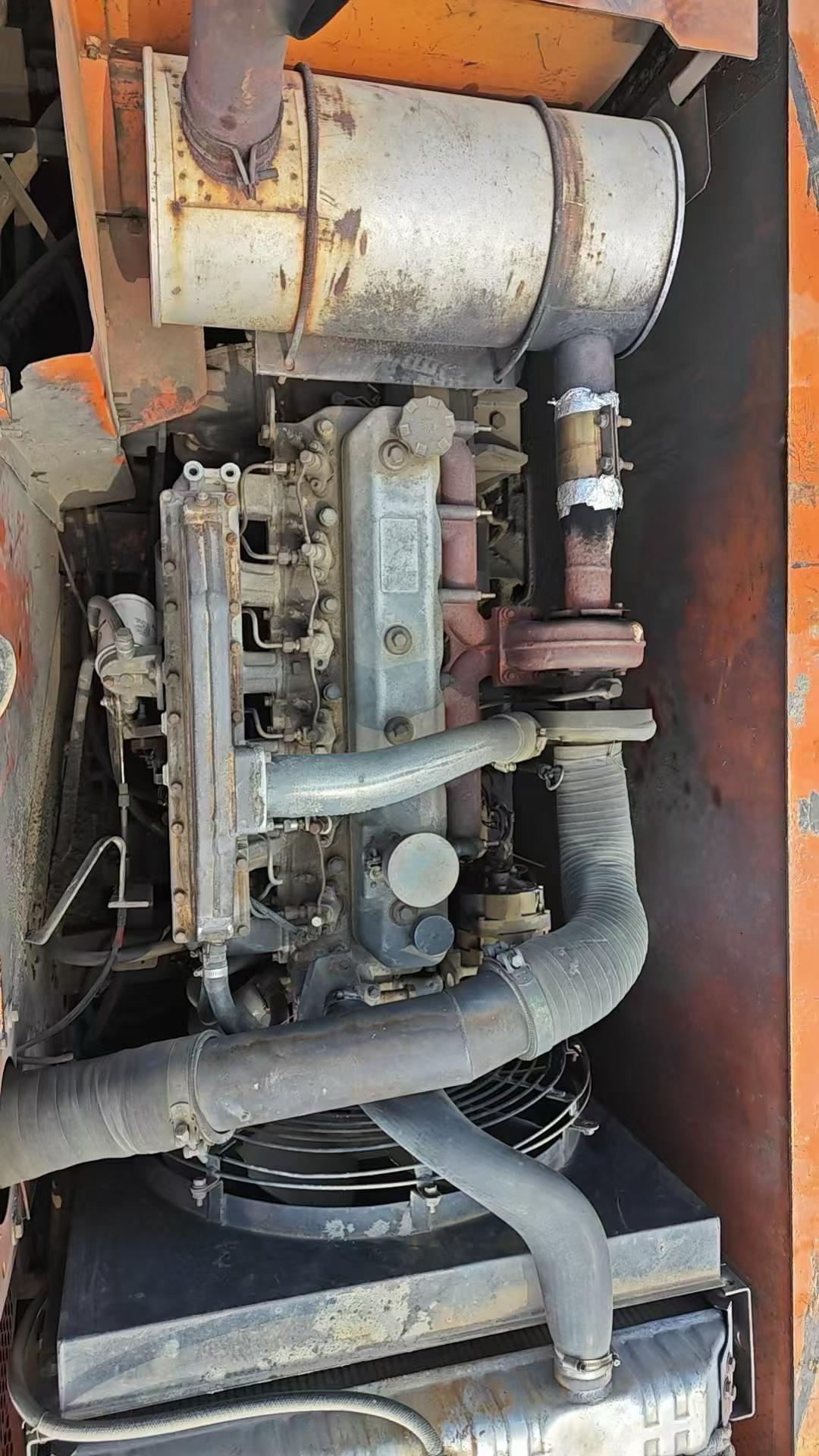 Compre Escavadeira Doosan DH220 Usada / 7
