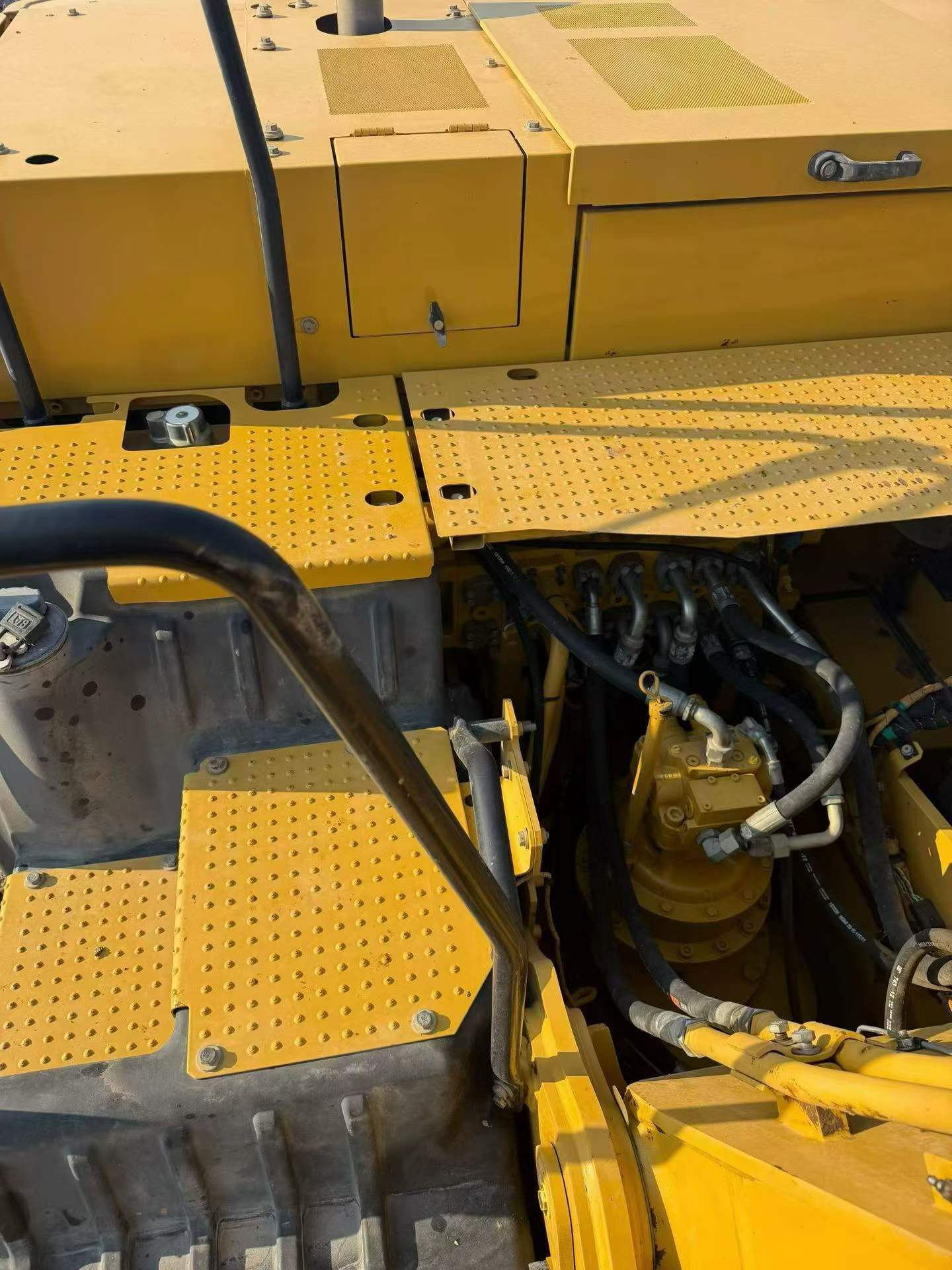 Buy Caterpillar 320A Used Excavator / 5 Buy Caterpillar 320A Used Excavator / 5