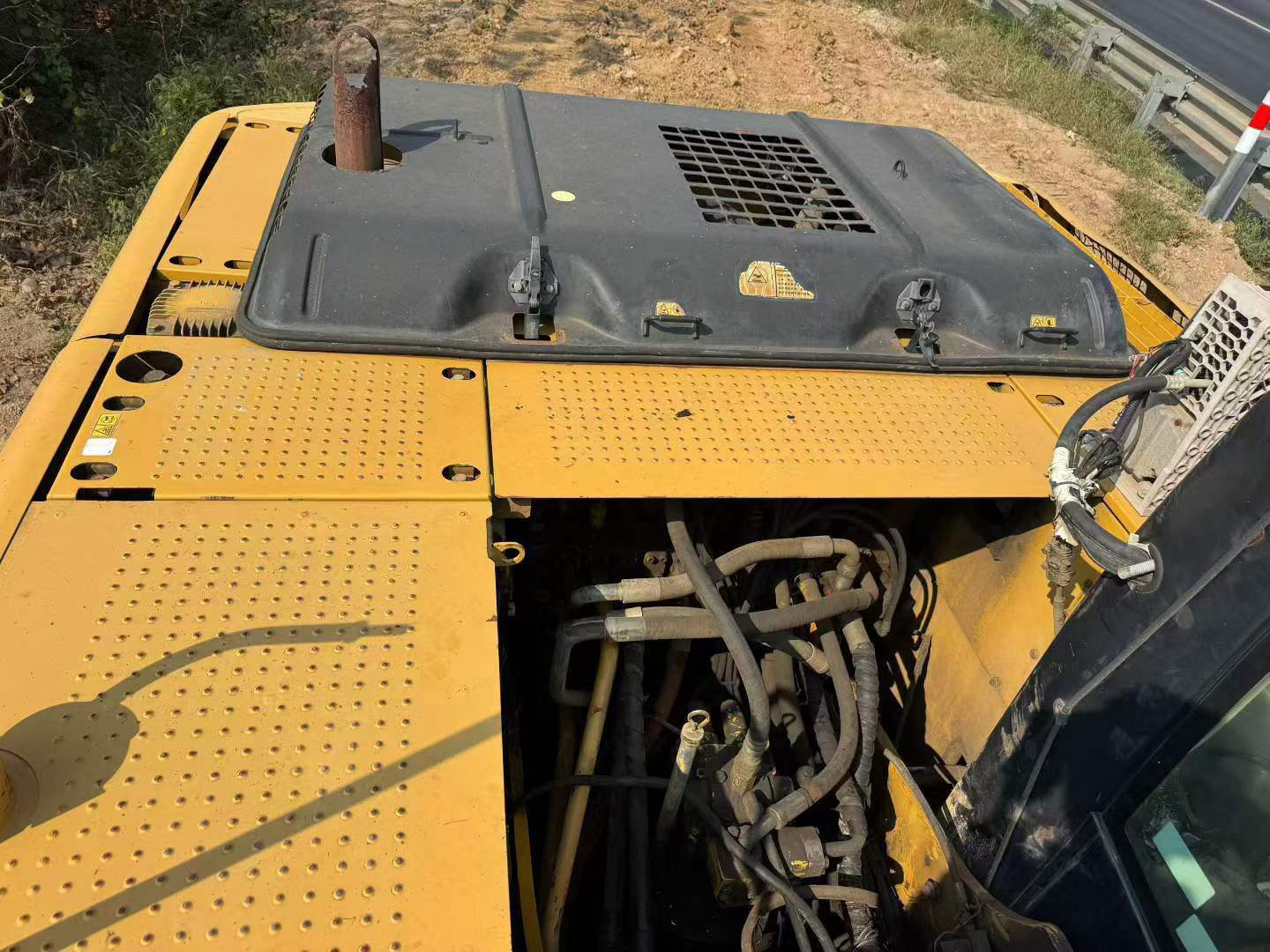 Buy Caterpillar 320D Used Excavator / 8 Buy Caterpillar 320D Used Excavator / 8