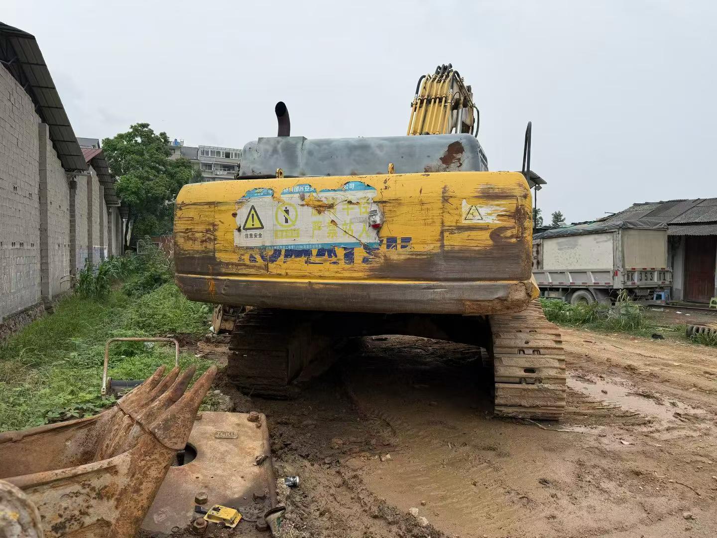 Buy Komatsu PC360-7 Used Excavator / 2 Buy Komatsu PC360-7 Used Excavator / 2