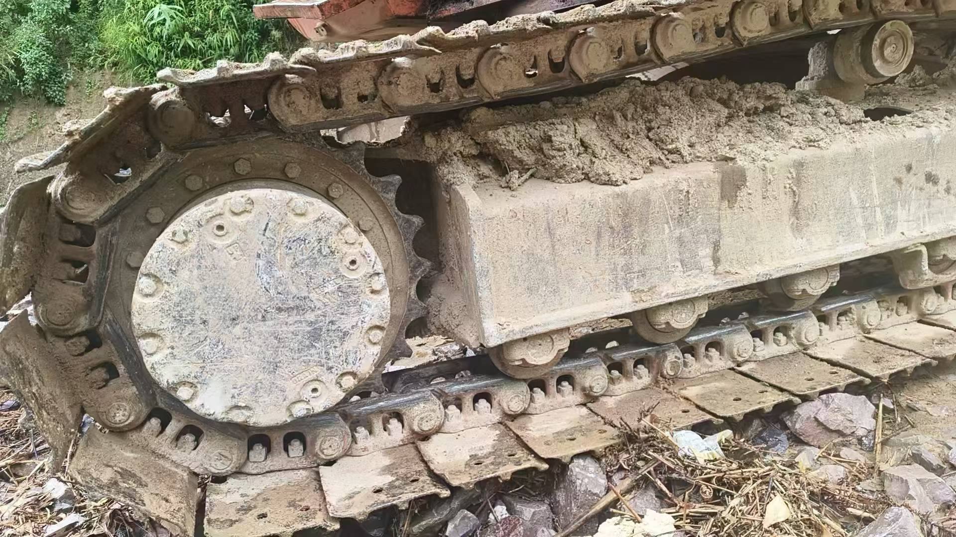Buy Hitachi EX120-6 Used Excavator / 7 Buy Hitachi EX120-6 Used Excavator / 7