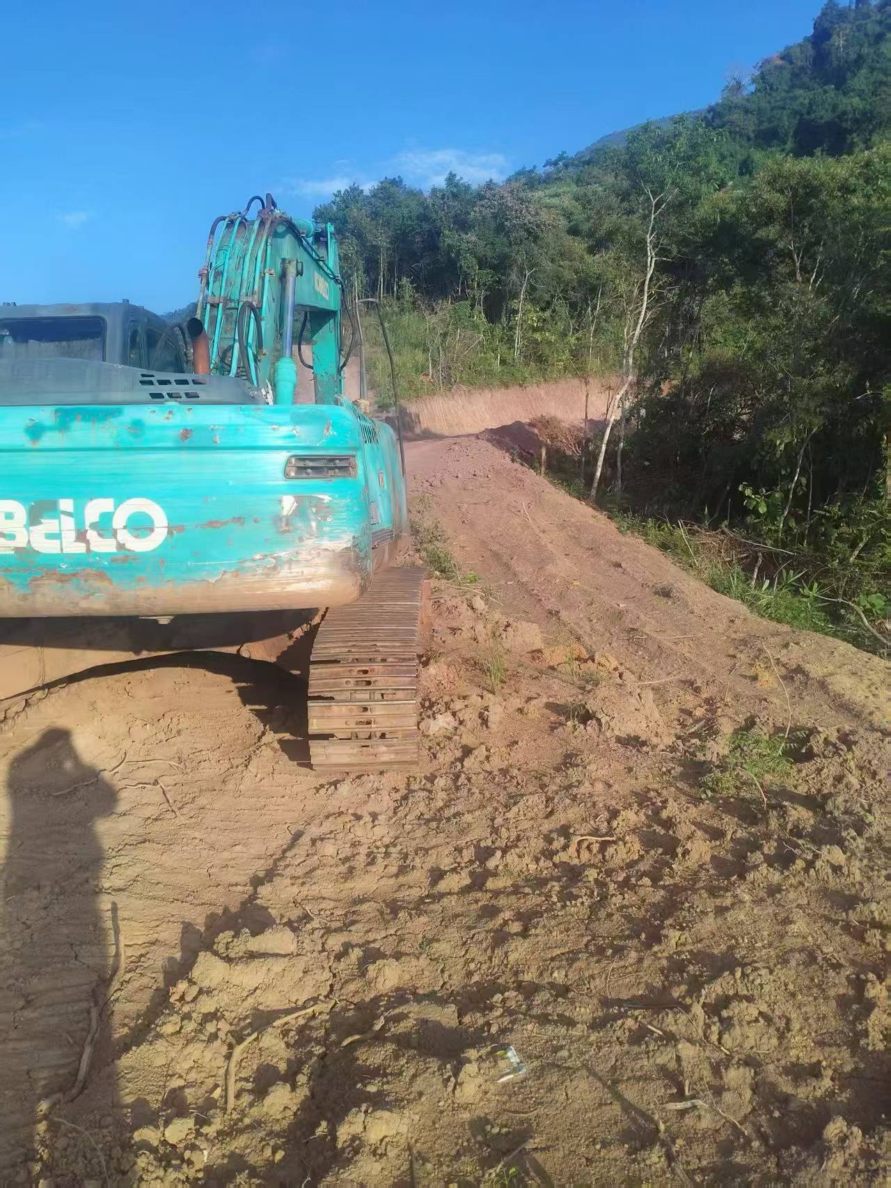 Buy Kobelco SK260 Used Excavator / 9 Buy Kobelco SK260 Used Excavator / 9
