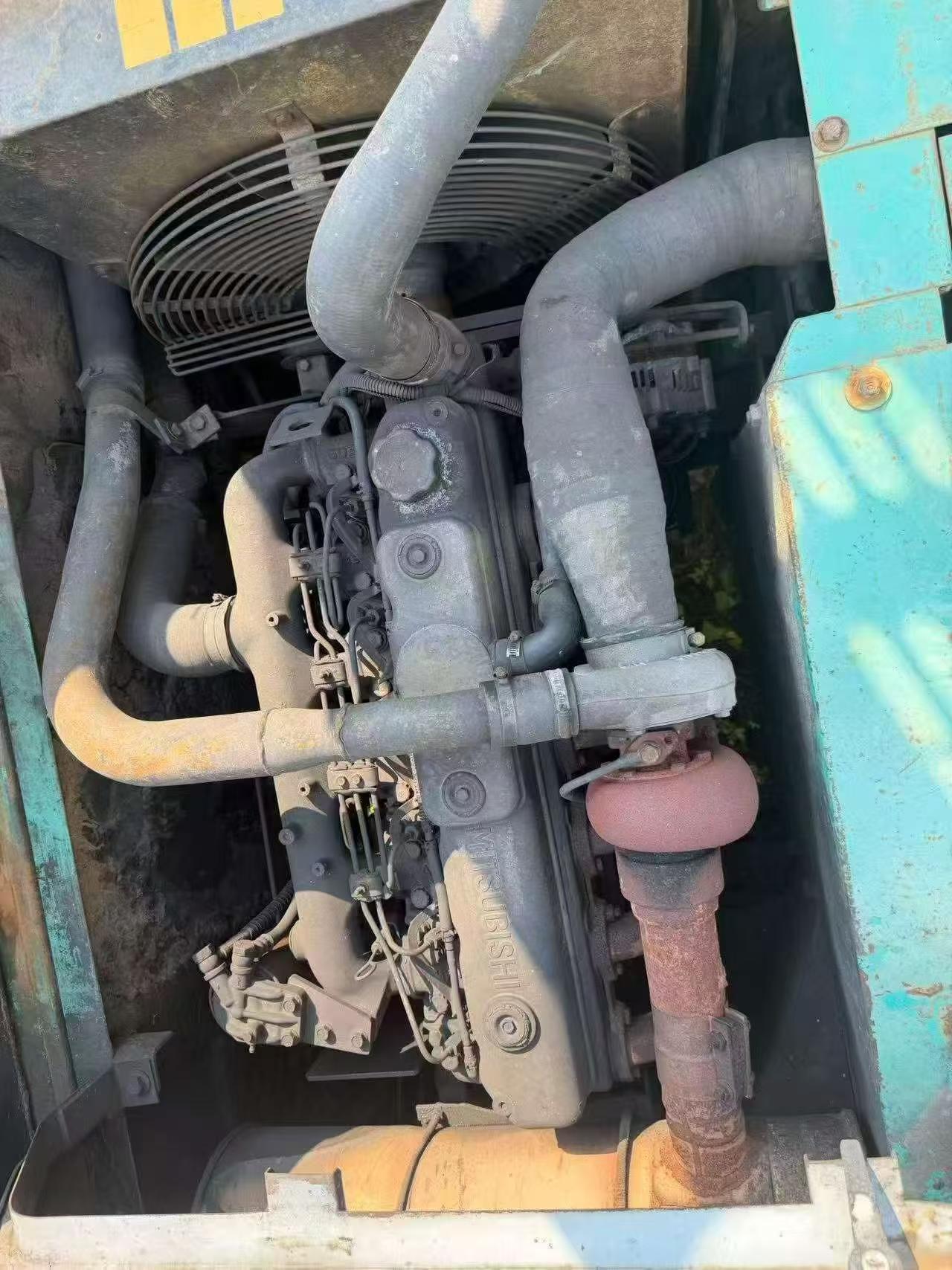 Buy Kobelco SK230-6 Used Excavator / 4 Buy Kobelco SK230-6 Used Excavator / 4