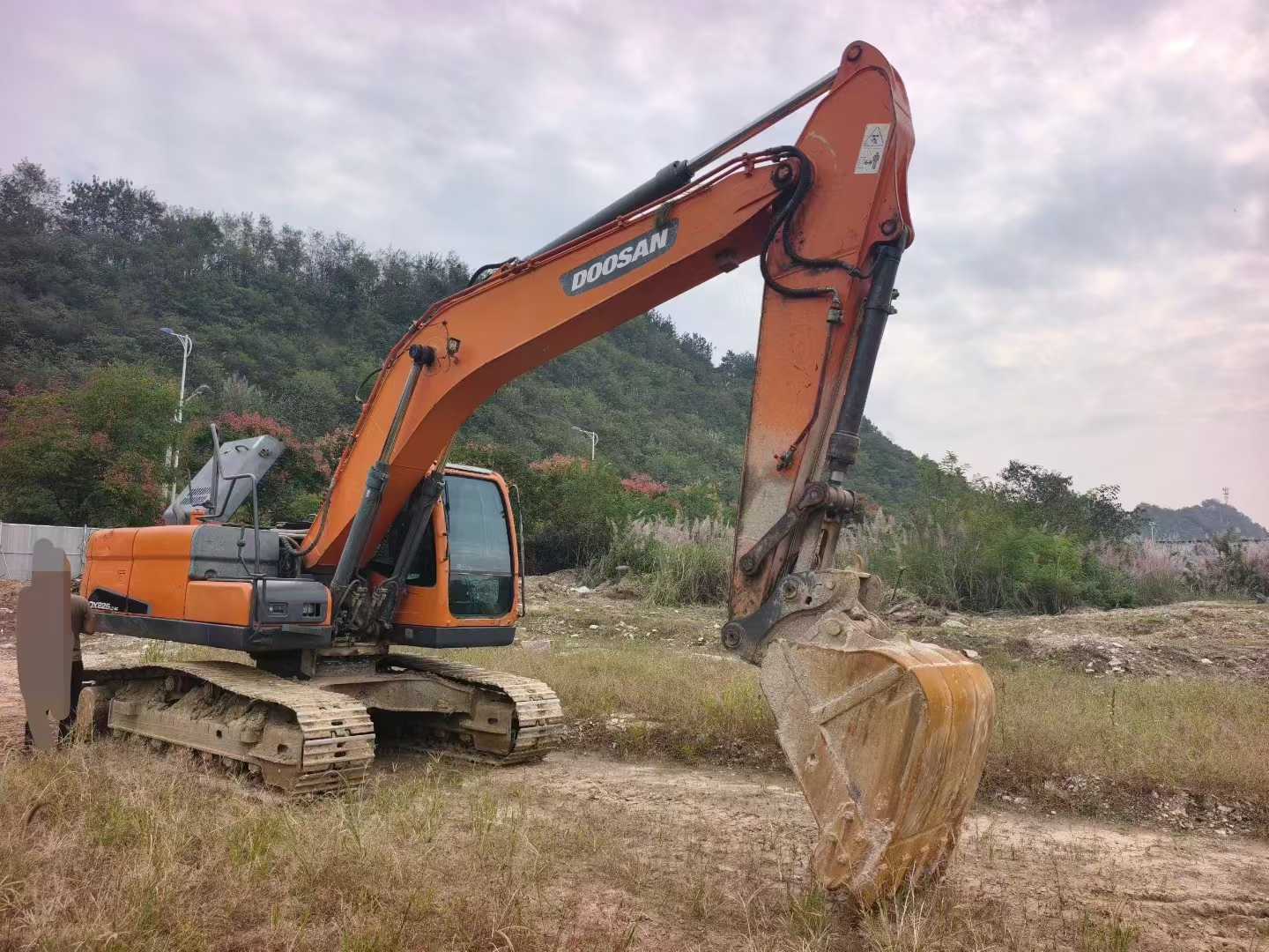 Купить Doosan DH215-7 Подержанный Экскаватор