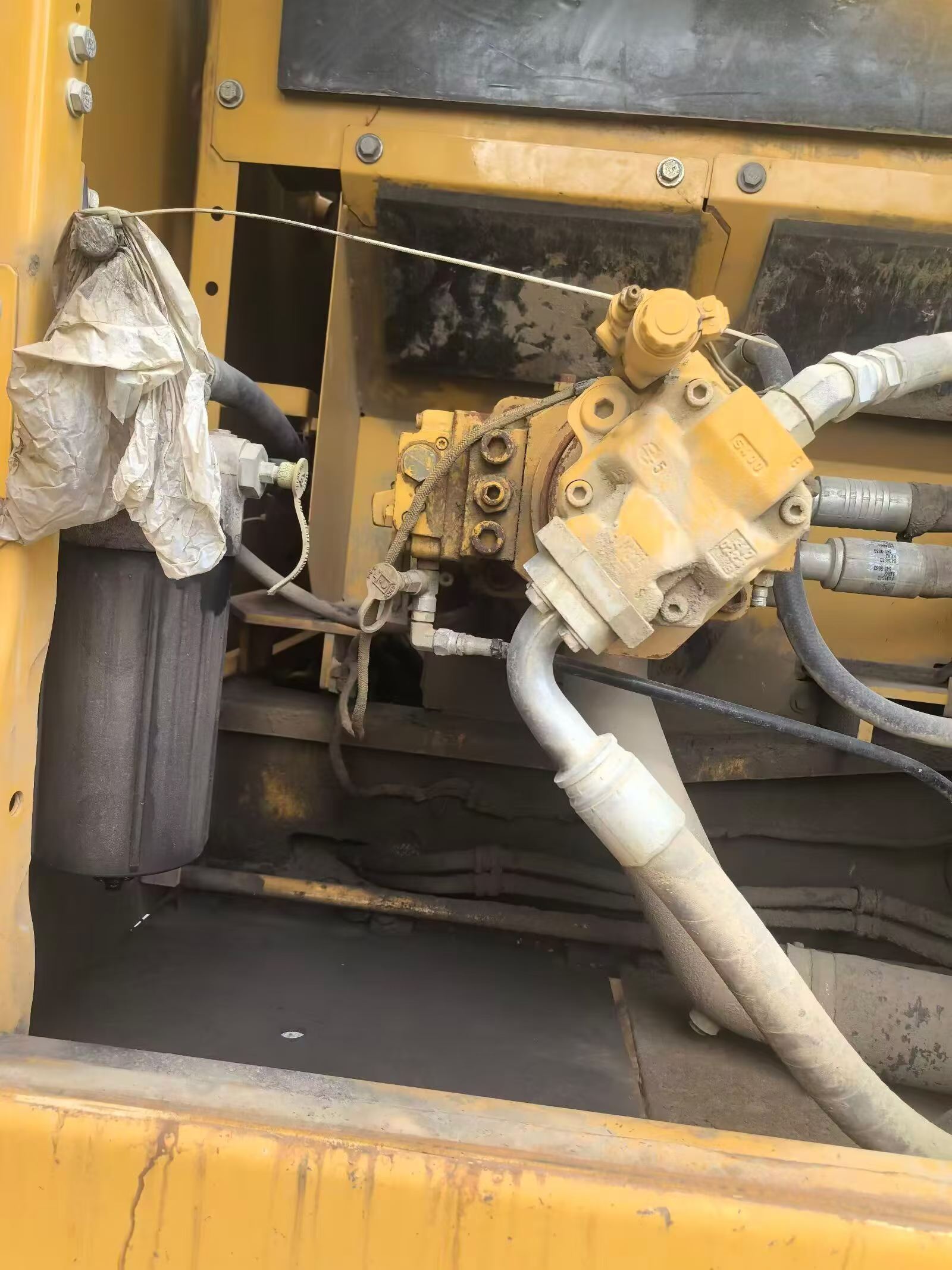 Buy Caterpillar 345B Used Excavator / 5 Buy Caterpillar 345B Used Excavator / 5