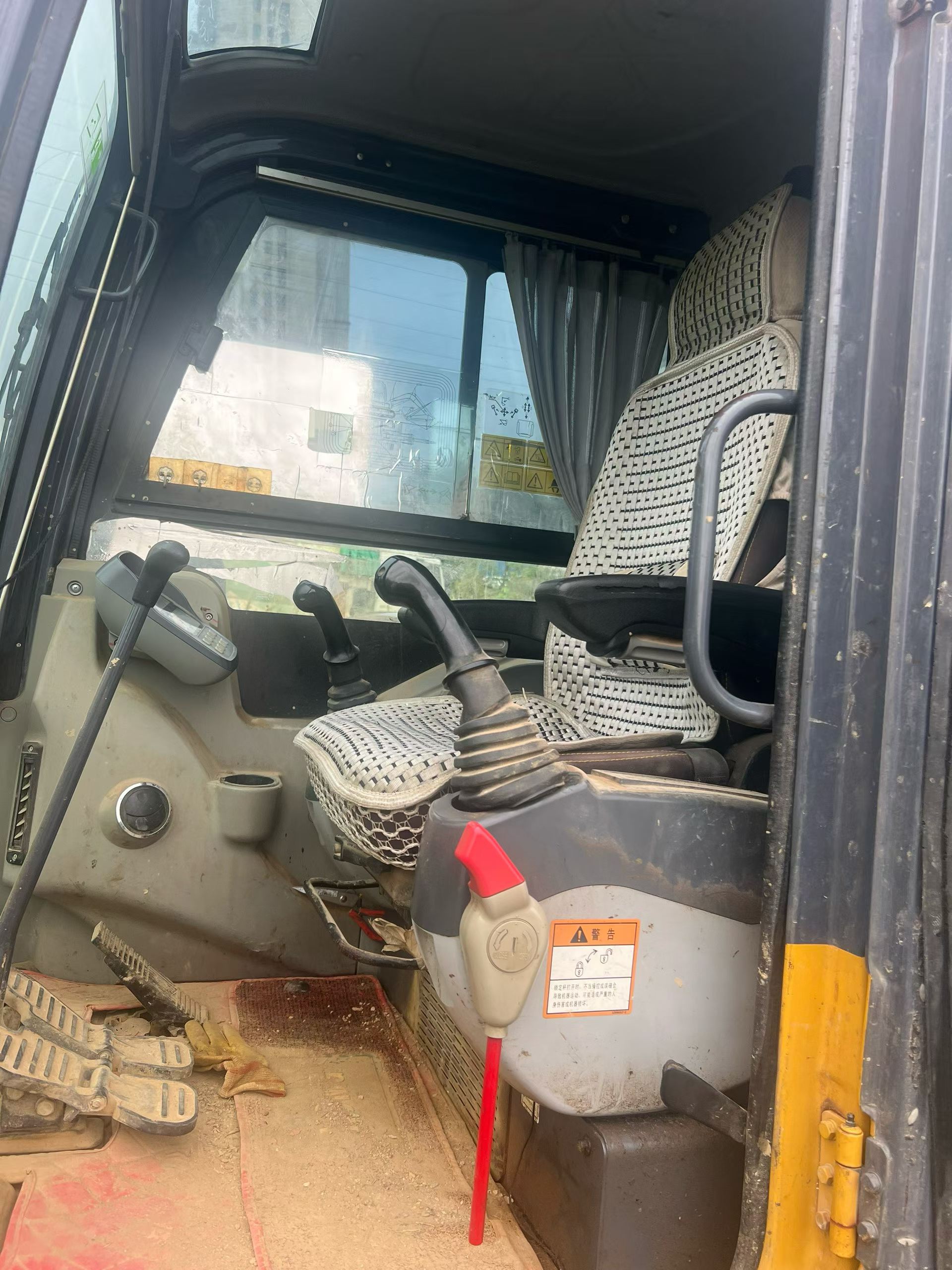 Buy XCMG XE60 Used Excavator / 3