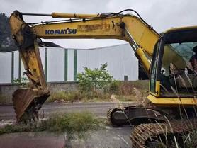 Compre Escavadeira Komatsu PC240-6 Usada / 3 Compre Escavadeira Komatsu PC240-6 Usada / 3