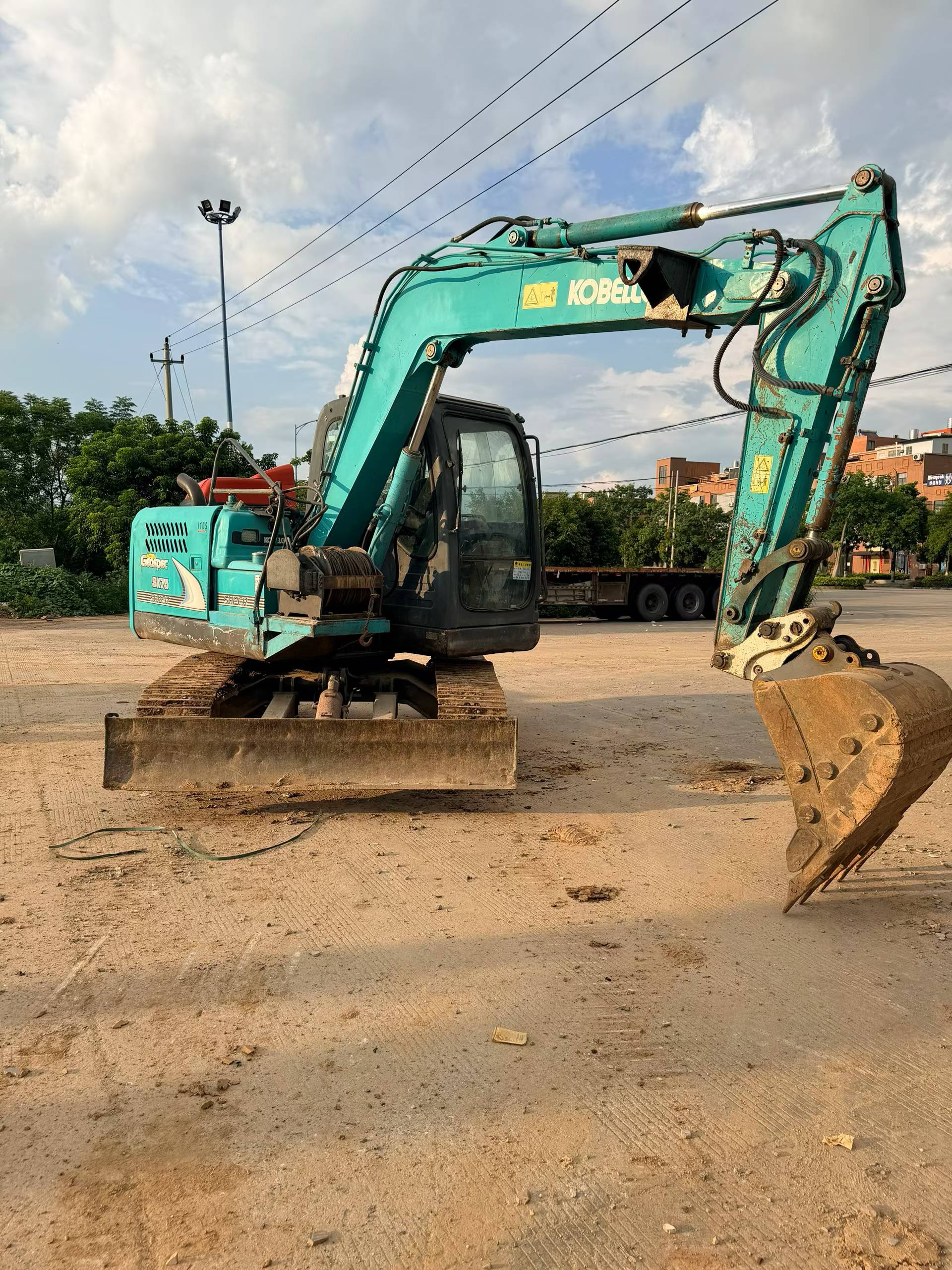 Buy Kobelco SK75 Used Excavator / 5 Buy Kobelco SK75 Used Excavator / 5