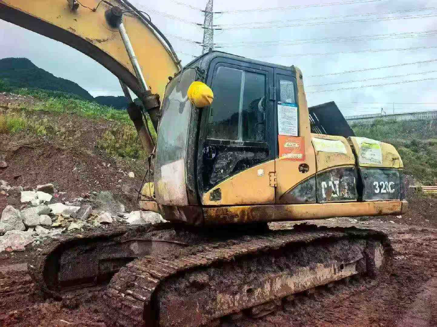 Buy Caterpillar 320C Used Excavator / 5 Buy Caterpillar 320C Used Excavator / 5