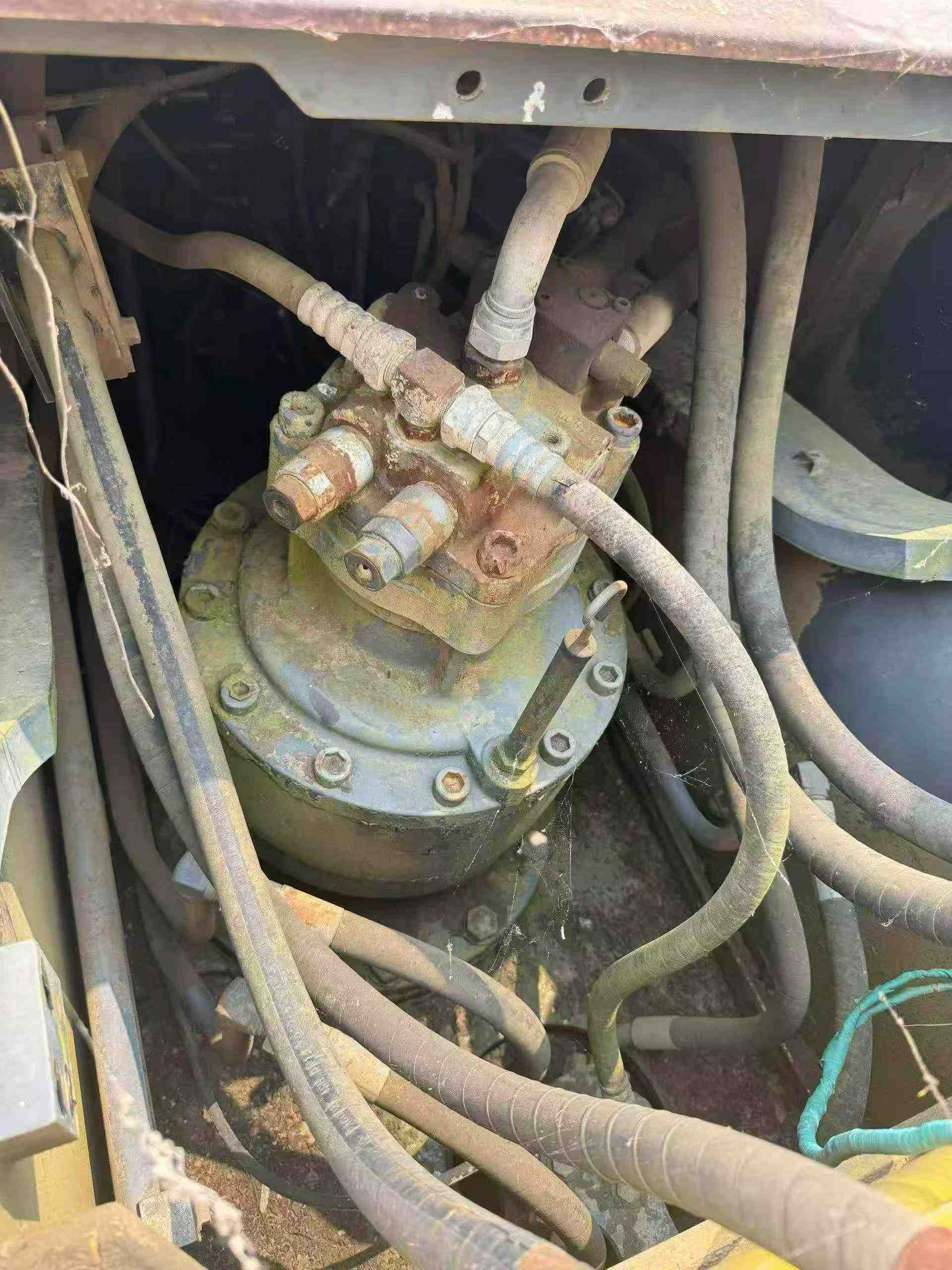Buy Sumitomo SH300 Used Excavator / 1