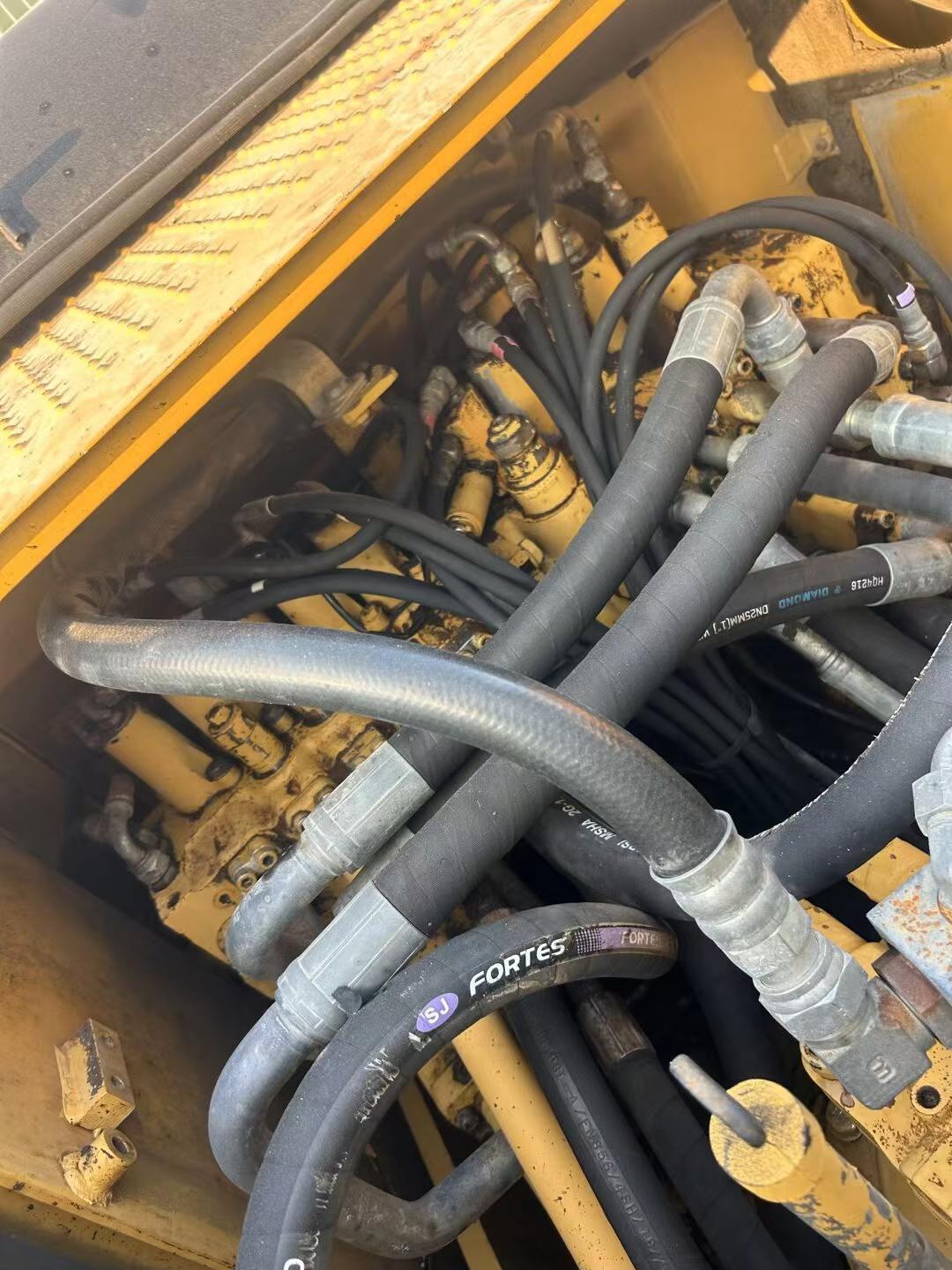 Buy Caterpillar 320D Used Excavator / 6 Buy Caterpillar 320D Used Excavator / 6