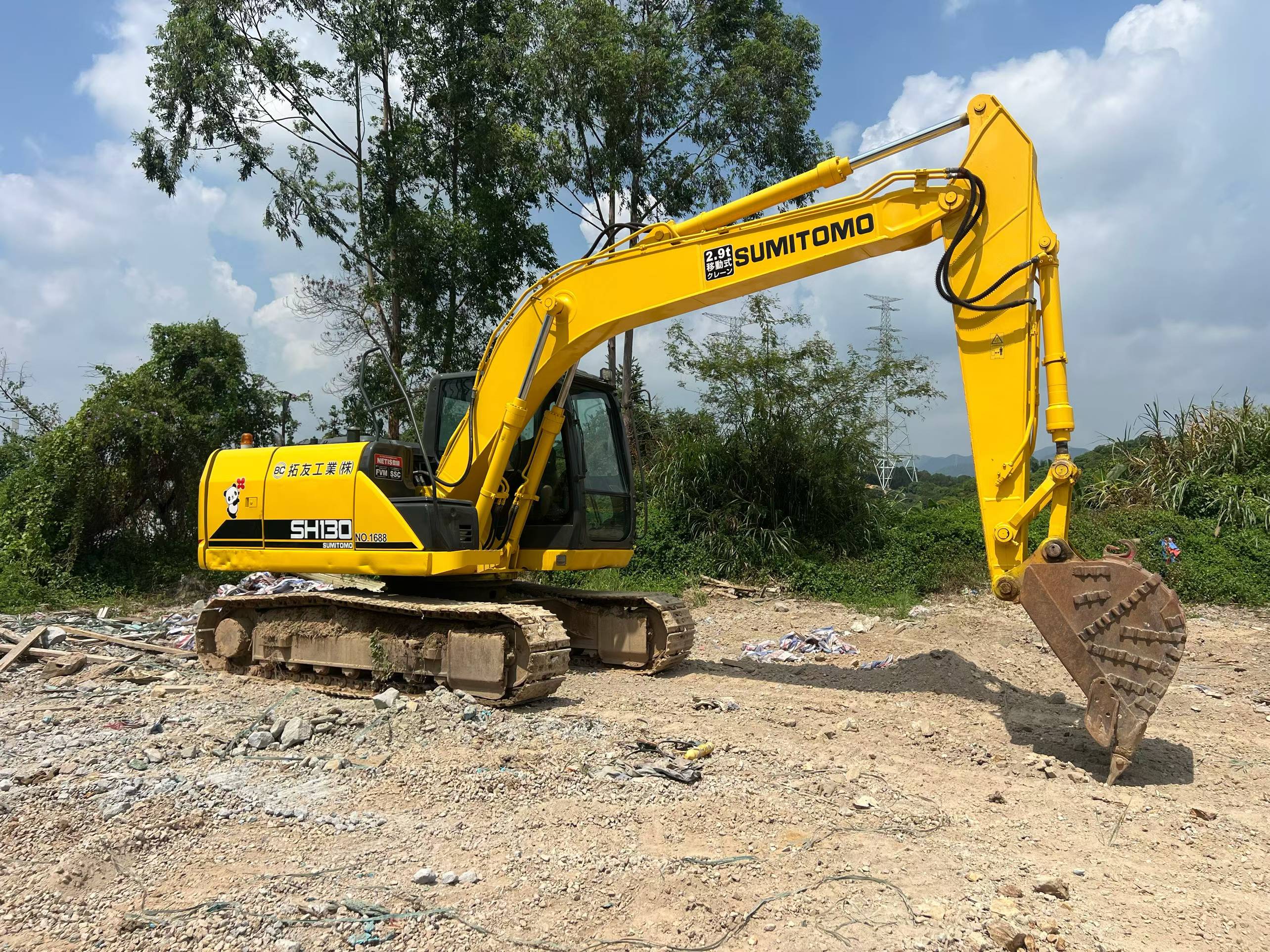 Buy Sumitomo SH130-3 Used Excavator / 1
