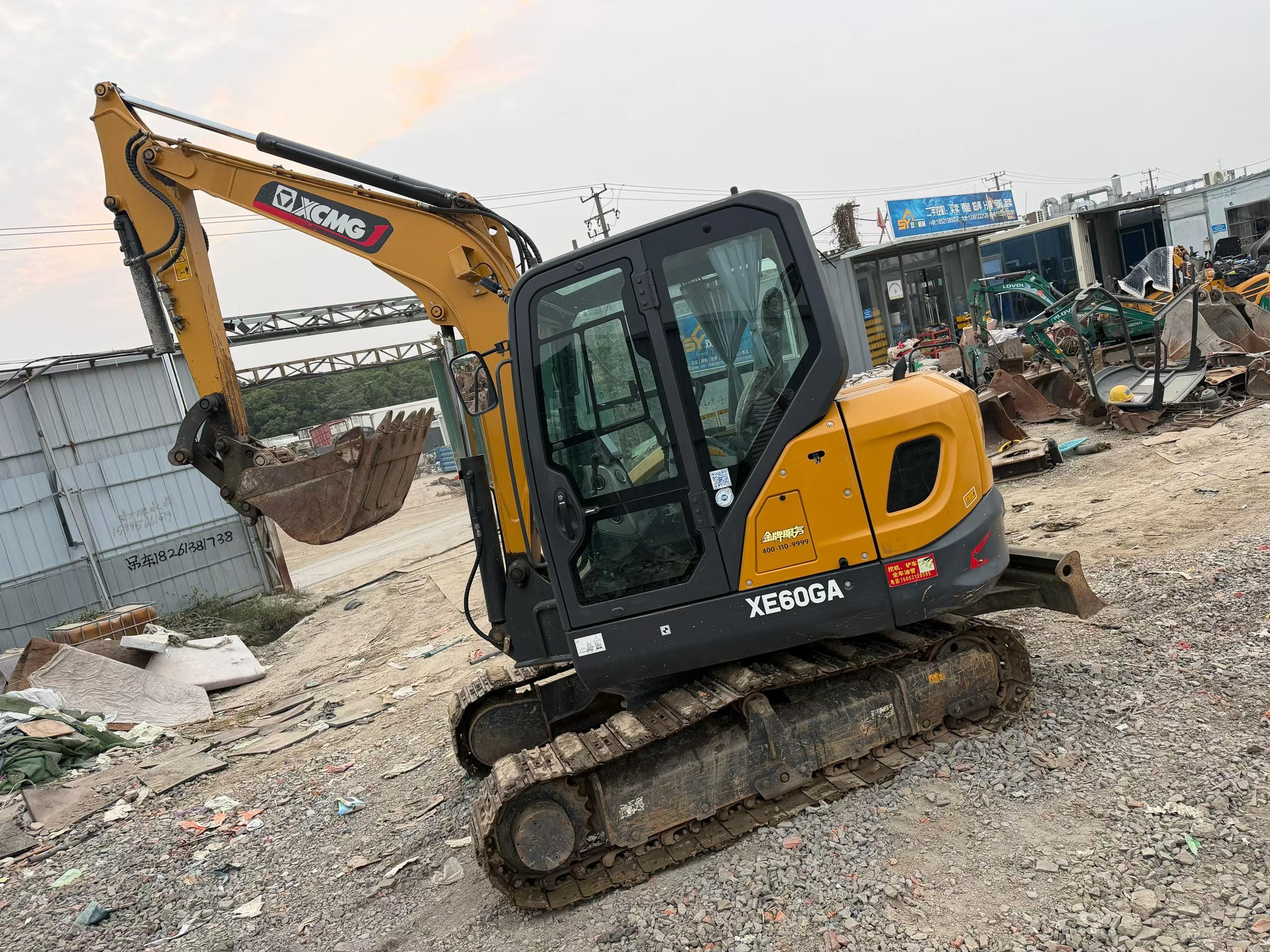 Buy XCMG XE60 Used Excavator / 1