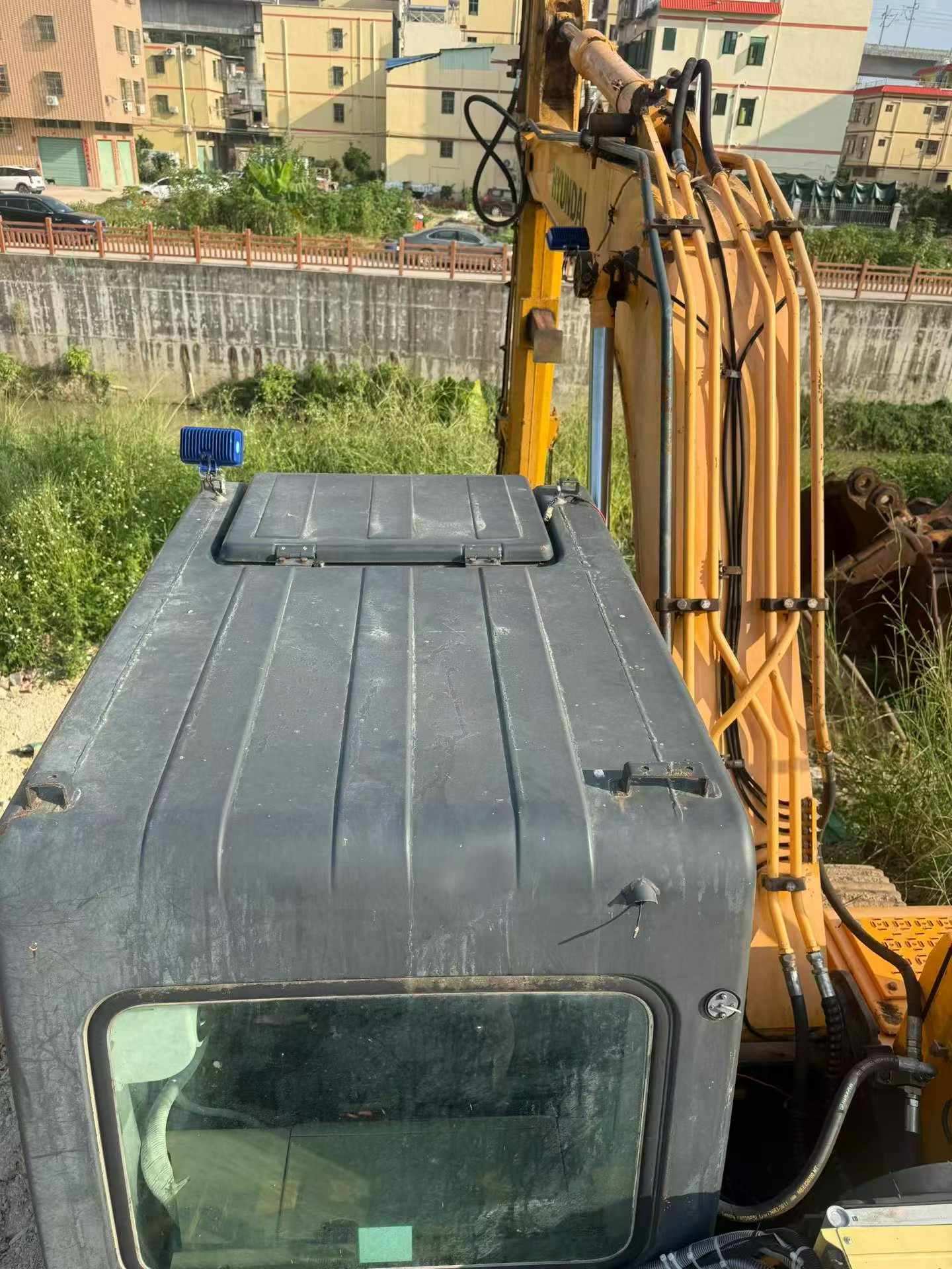 Buy Hyundai R150-7 Used Excavator / 6 Buy Hyundai R150-7 Used Excavator / 6