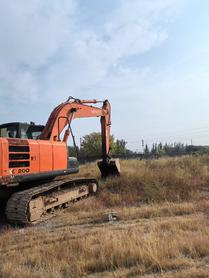 Buy Hitachi EX200 Used Excavator / 2 Buy Hitachi EX200 Used Excavator / 2