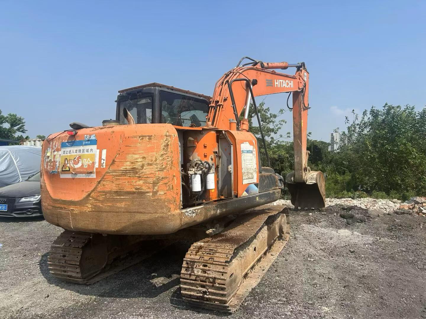 Buy Hitachi ZX130-5A Used Excavator / 1