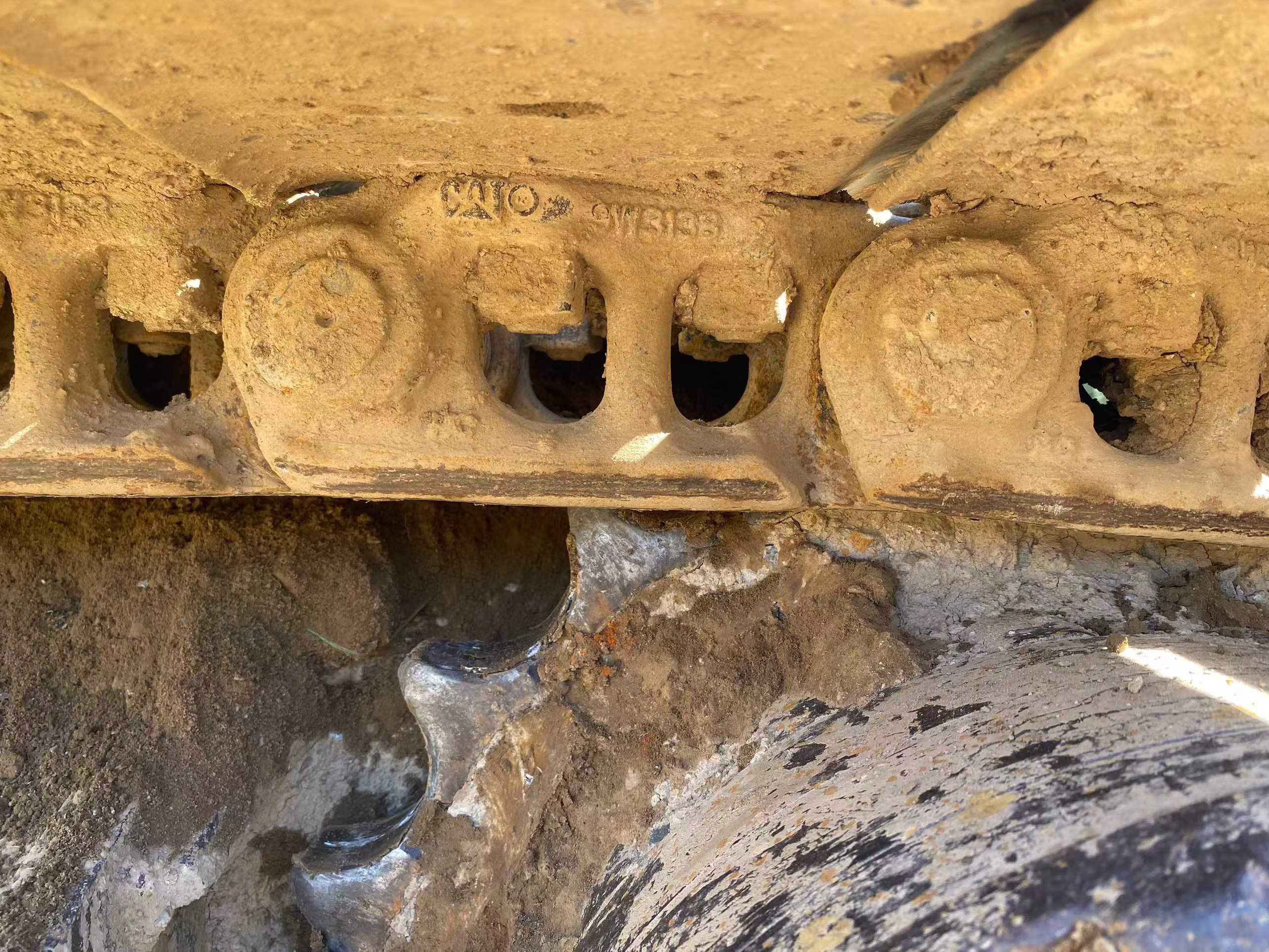 Buy Caterpillar 320D Used Excavator / 7 Buy Caterpillar 320D Used Excavator / 7