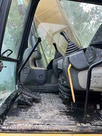 Buy Caterpillar 320D Used Excavator / 9 Buy Caterpillar 320D Used Excavator / 9