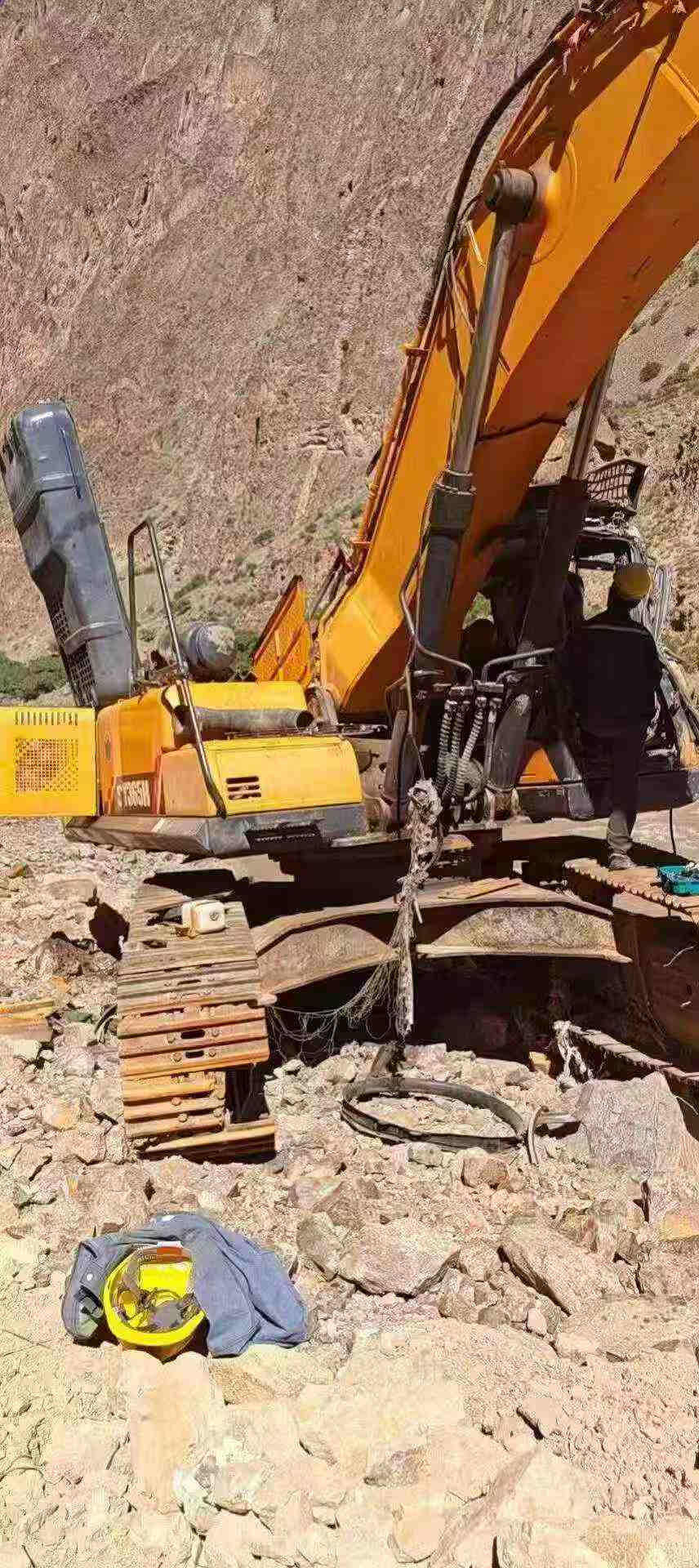 Buy Sany SY365C Used Excavator / 2 Buy Sany SY365C Used Excavator / 2