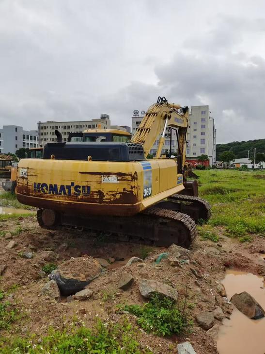 Buy Komatsu PC360-7 Used Excavator / 1
