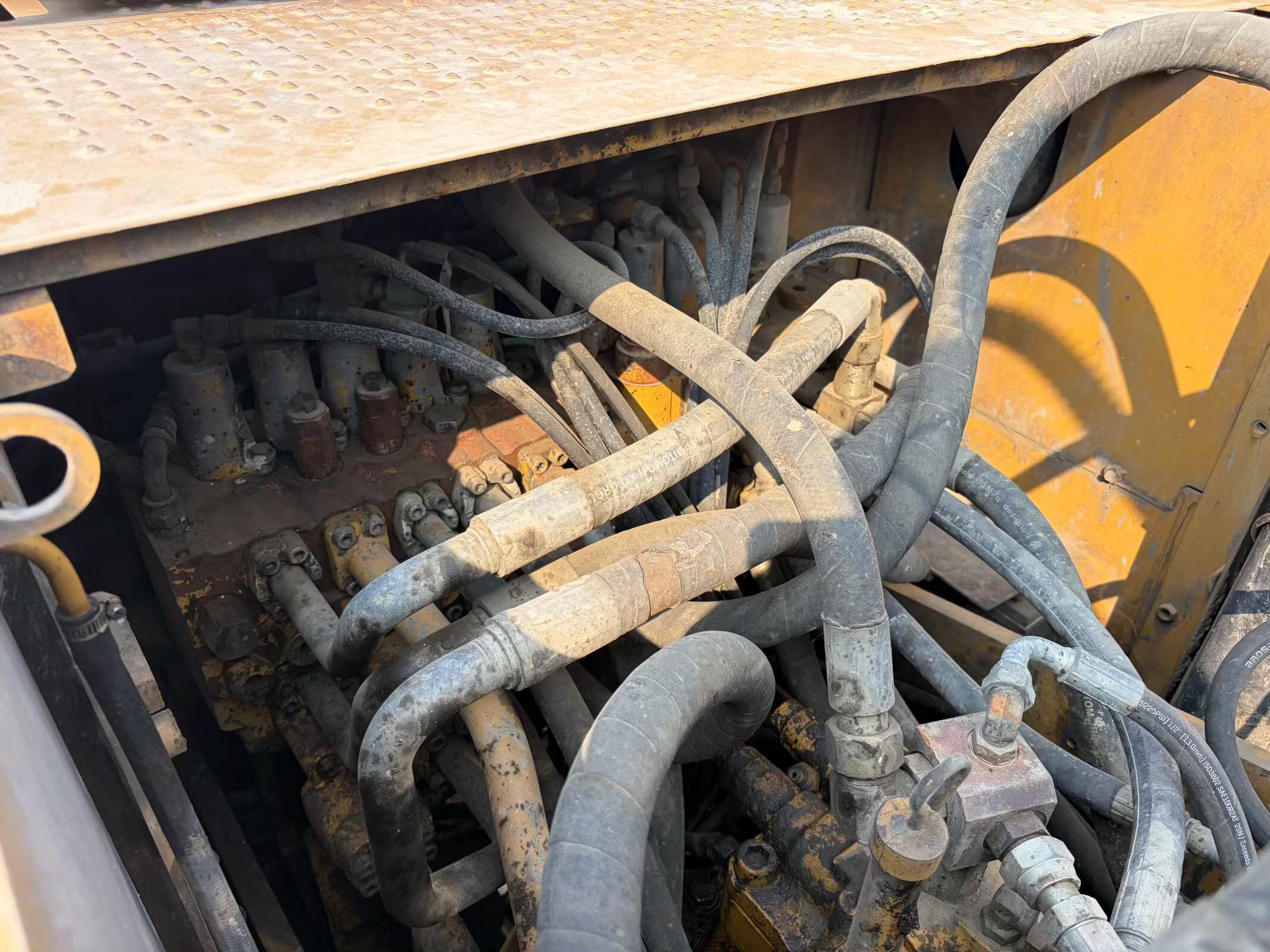 Buy Caterpillar 320D Used Excavator / 4 Buy Caterpillar 320D Used Excavator / 4