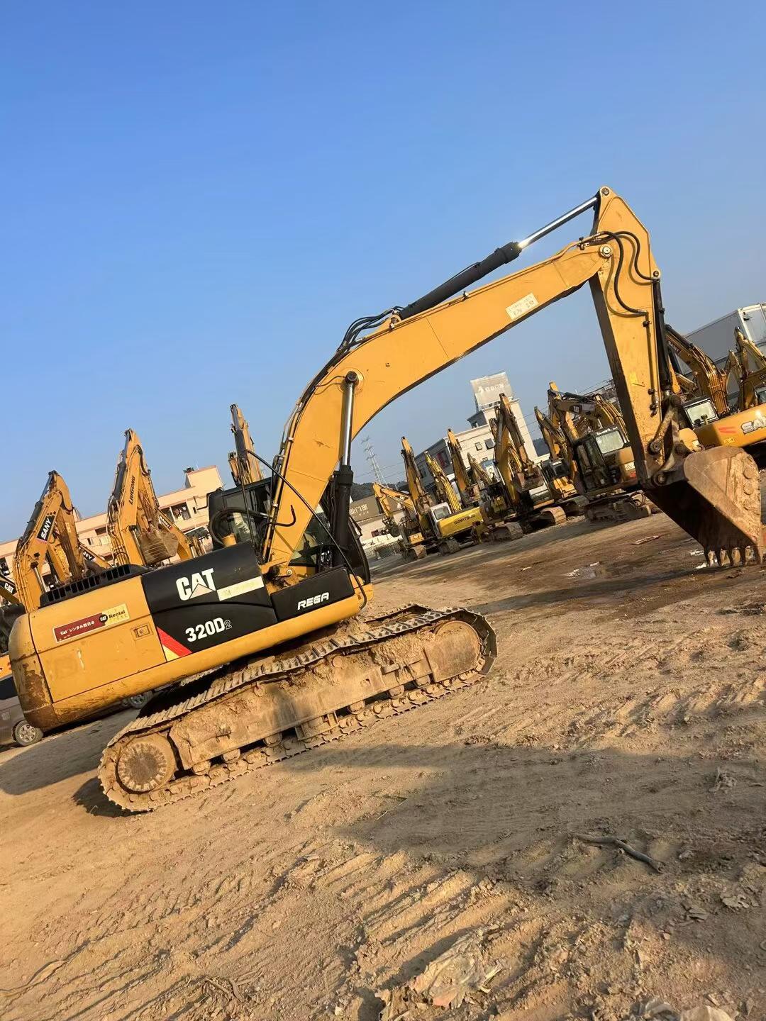 Buy Caterpillar 320D Used Excavator / 1