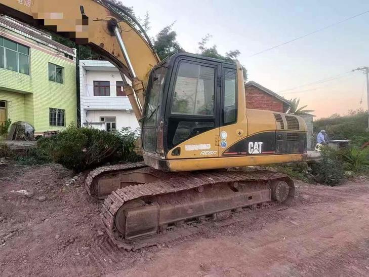 Buy Caterpillar 320C Used Excavator / 1