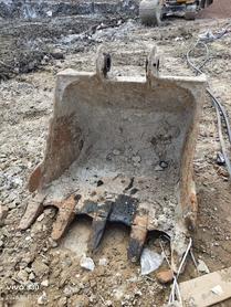 Buy Kobelco SK200 Used Excavator / 2 Buy Kobelco SK200 Used Excavator / 2