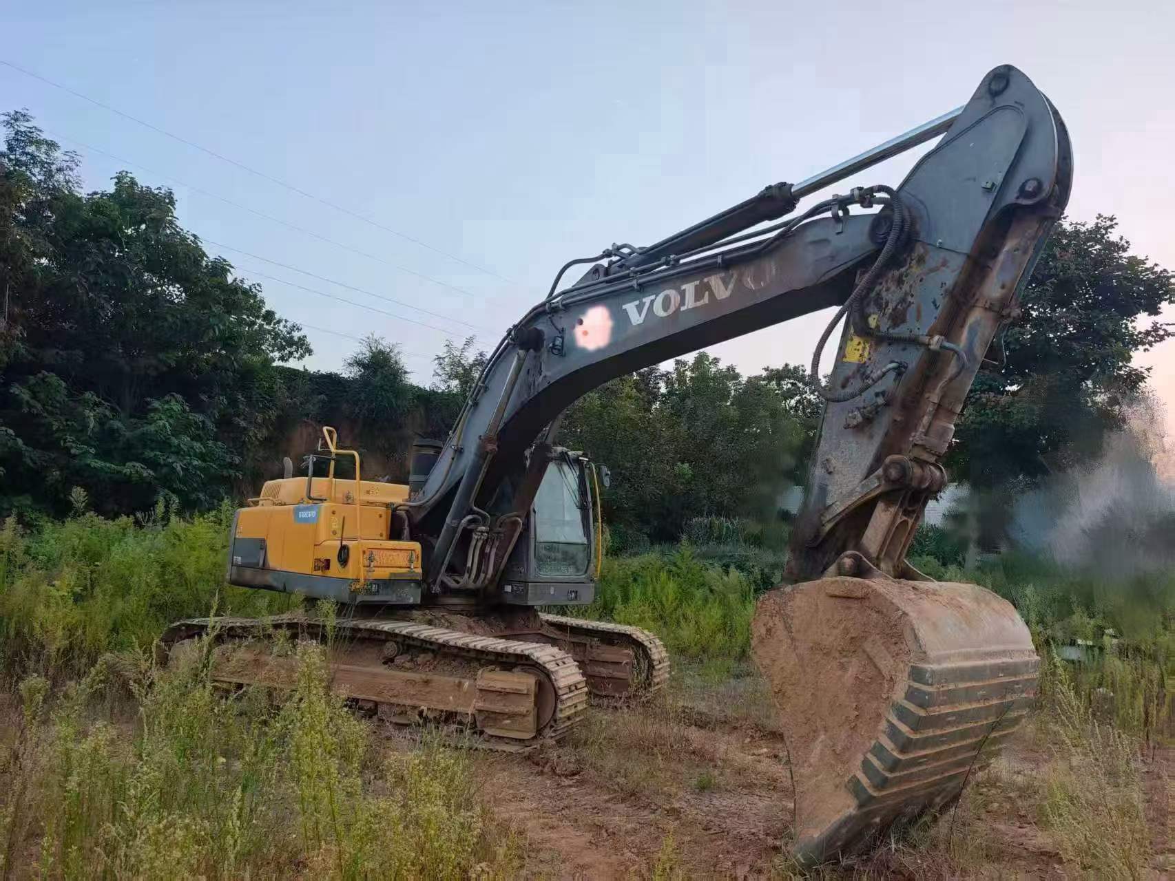 Buy Volvo EC380D Used Excavator / 2 Buy Volvo EC380D Used Excavator / 2