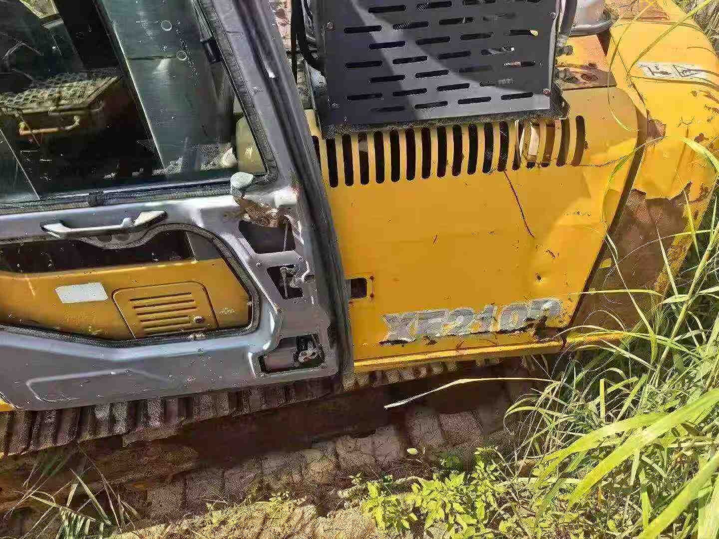 Buy XCMG XE150 Used Excavator / 3
