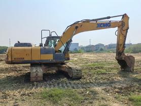 Buy XCMG XE200DA Used Excavator / 3 Buy XCMG XE200DA Used Excavator / 3