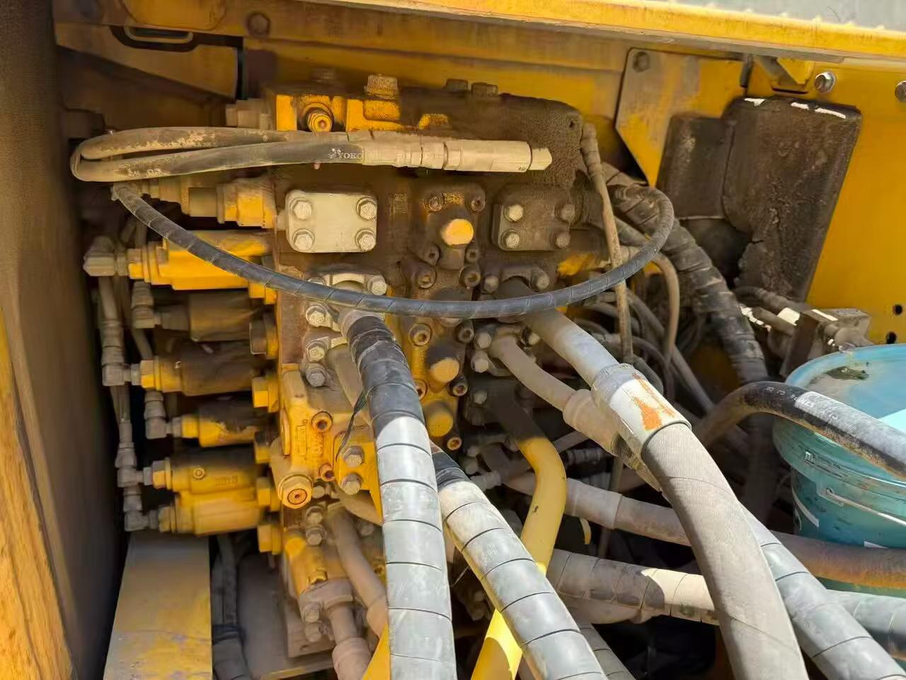 Buy Komatsu PC210-8 Used Excavator / 6 Buy Komatsu PC210-8 Used Excavator / 6