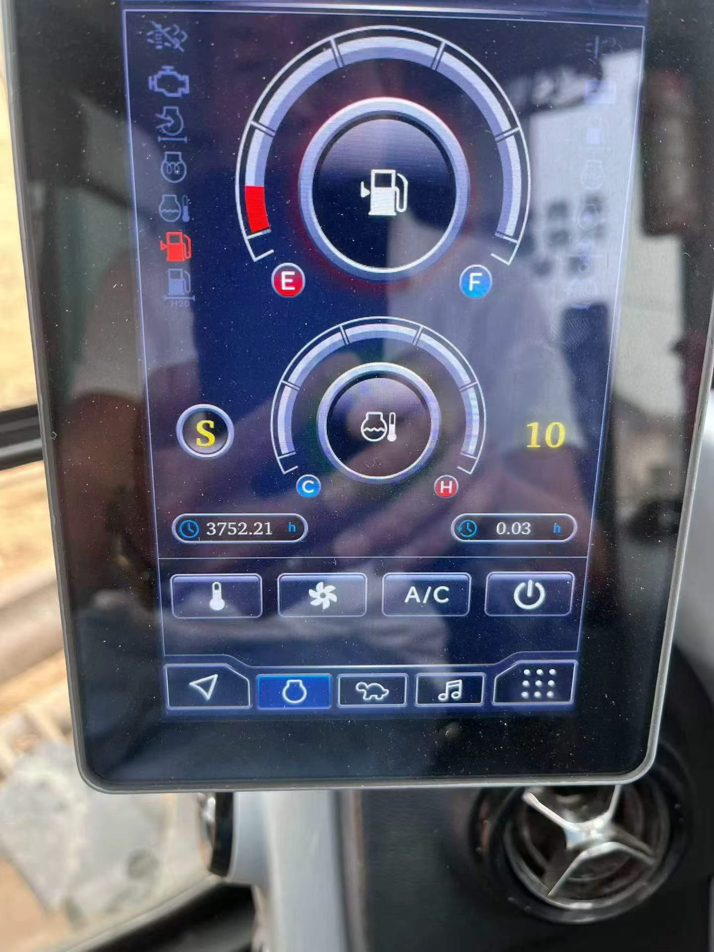 شراء حفارة Sany SY55C مستعملة / 4