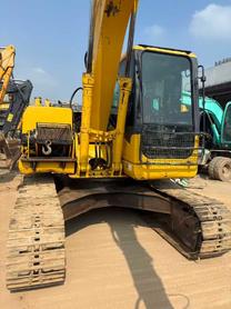Compre Excavadora Komatsu PC130 Usada / 4 Compre Excavadora Komatsu PC130 Usada / 4
