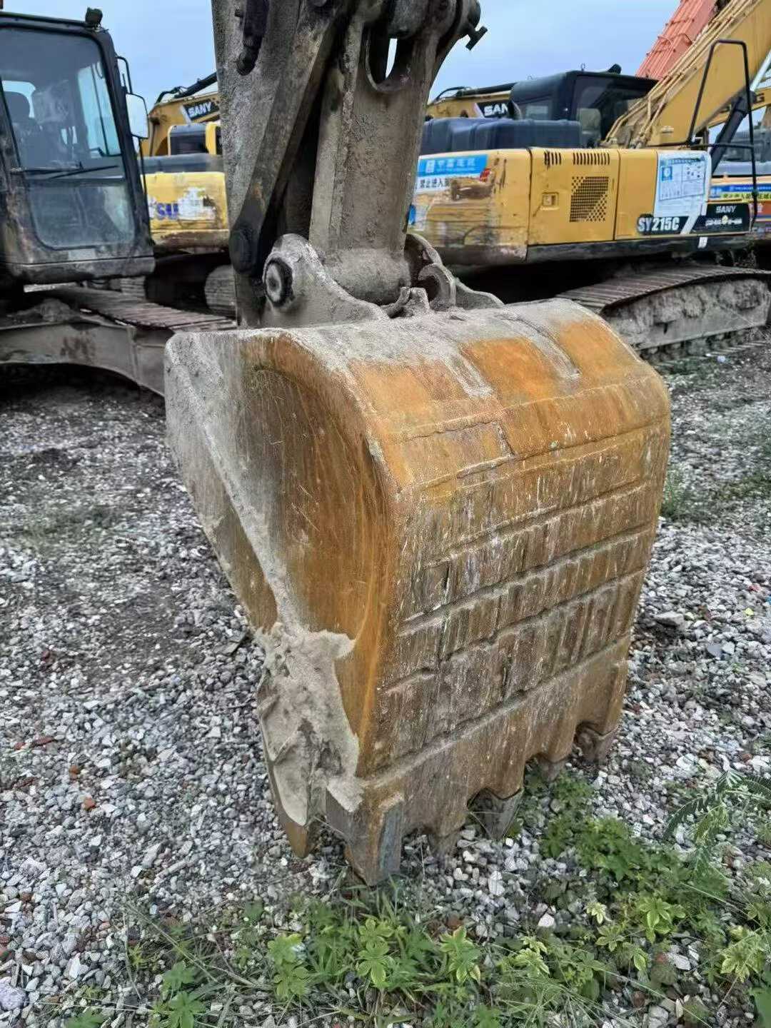 Buy Sany SY215C Used Excavator / 9 Buy Sany SY215C Used Excavator / 9