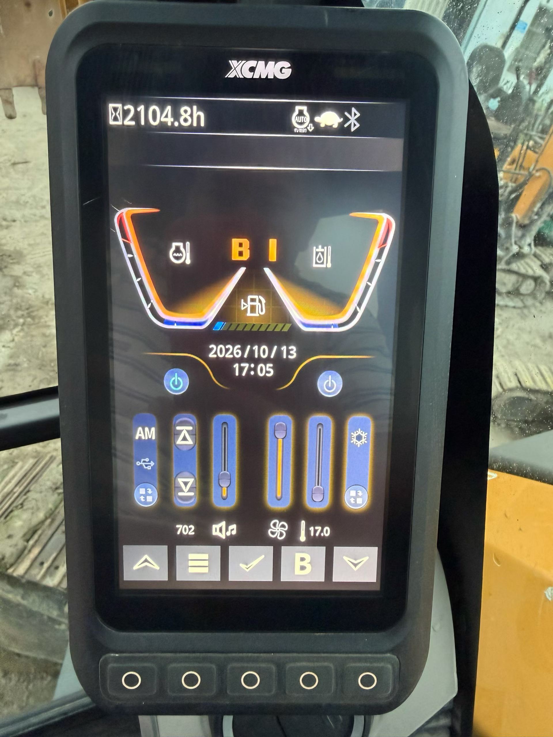 Buy XCMG XE60 Used Excavator / 7 Buy XCMG XE60 Used Excavator / 7