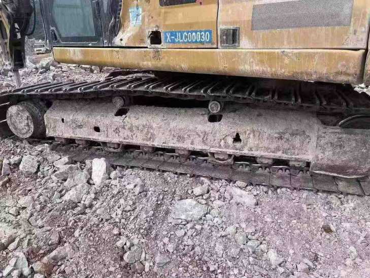 Buy Caterpillar 323 Used Excavator / 1