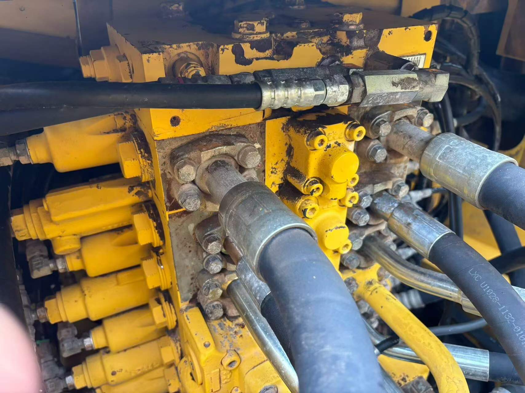Buy Komatsu PC200-8 Used Excavator / 9 Buy Komatsu PC200-8 Used Excavator / 9