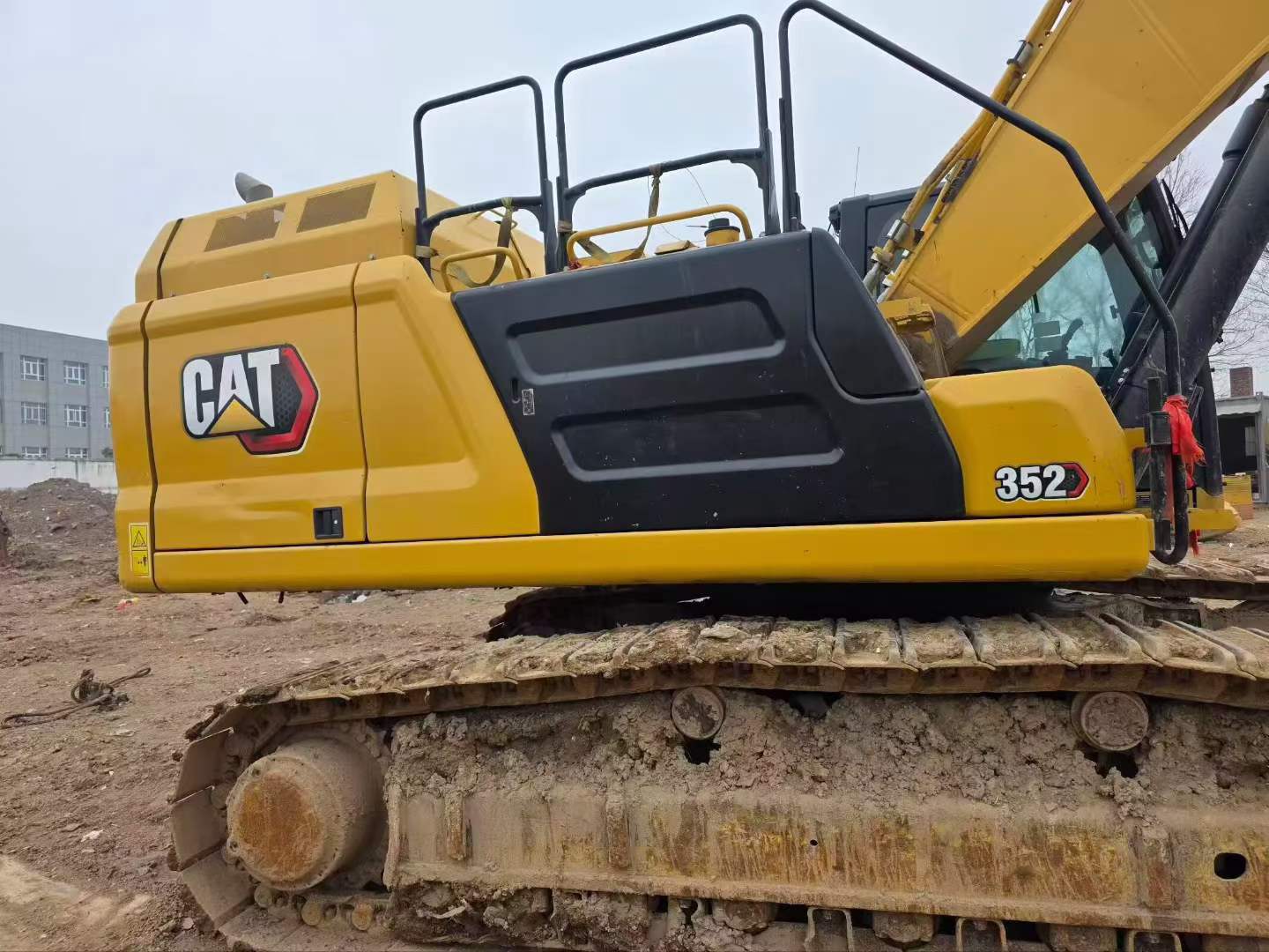Buy Caterpillar CAT352 Used Excavator / 3 Buy Caterpillar CAT352 Used Excavator / 3